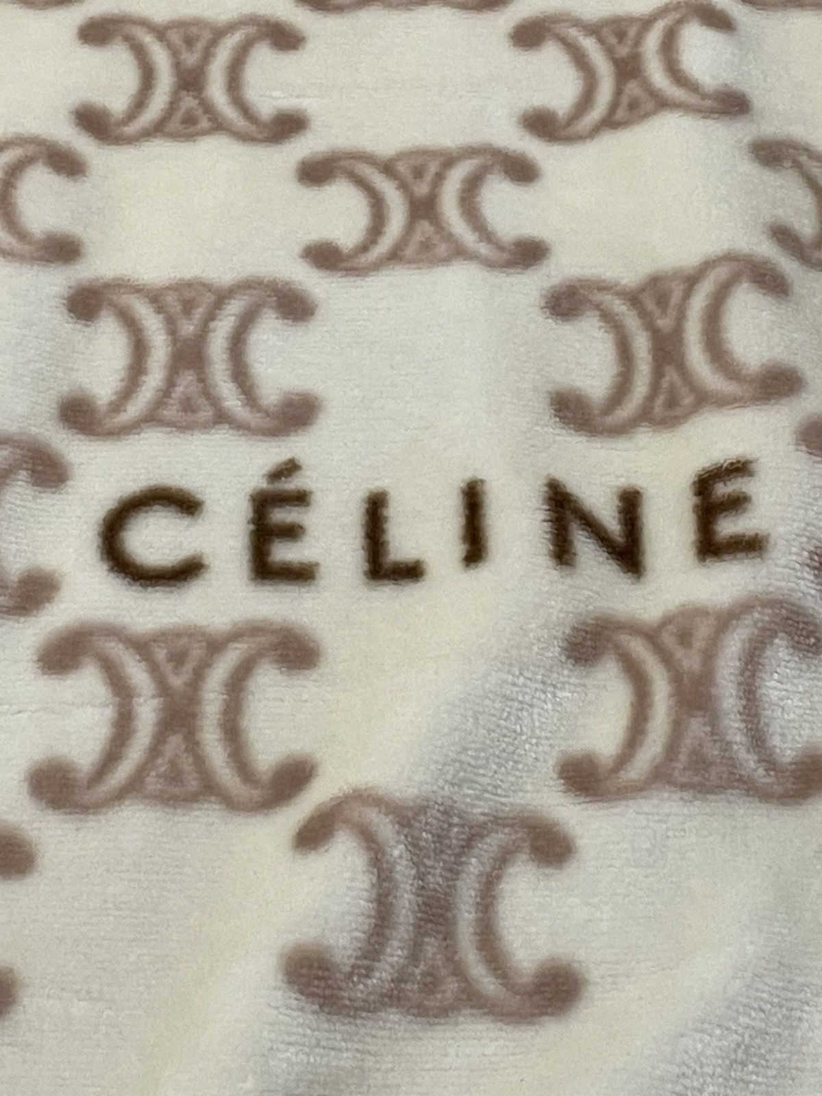 Celine Luxury CELINE All Over Monogram Acrylic Blanket Size ONE SIZE - 3 Thumbnail