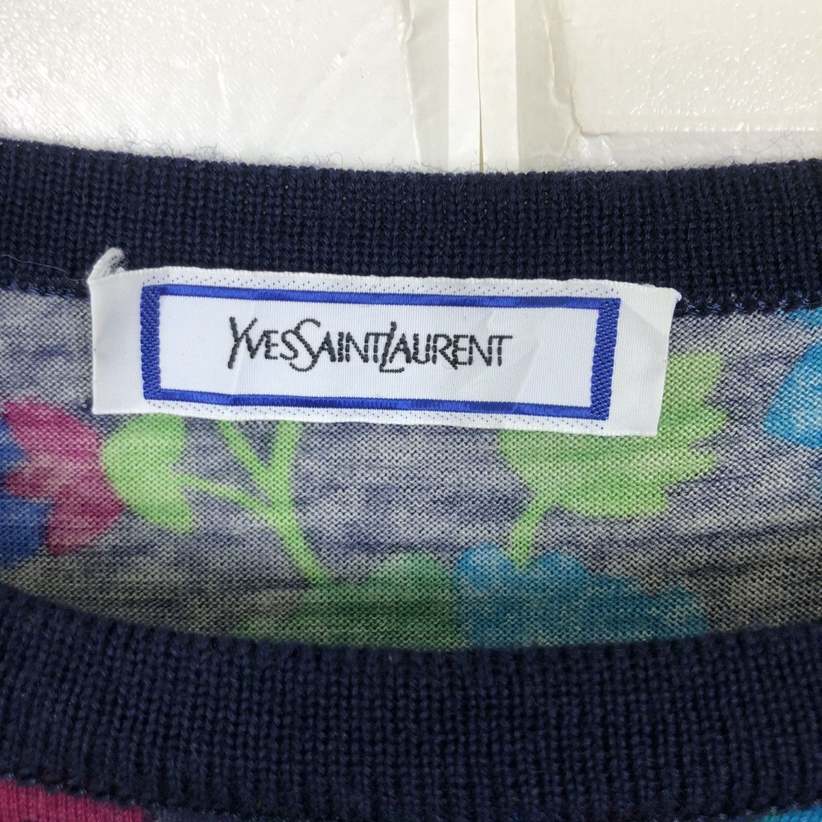 Vintage × Yves Saint Laurent YVES SAINT LAUREN KNITWEAR MULTICALOUR FLORAL Size US M / EU 48-50 / 2 - 7 Thumbnail