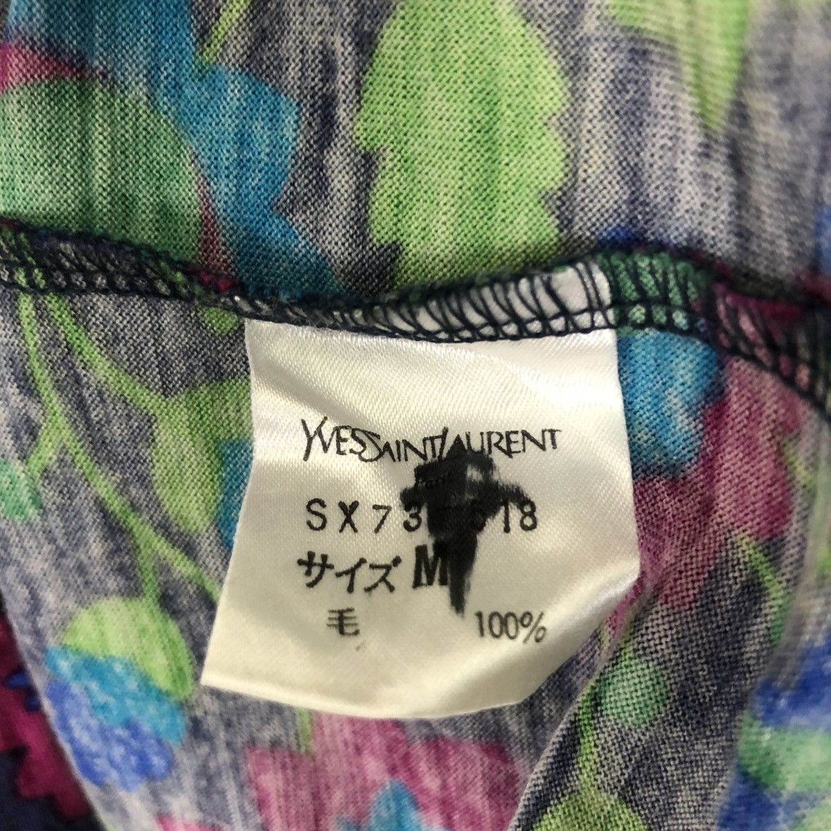 Vintage × Yves Saint Laurent YVES SAINT LAUREN KNITWEAR MULTICALOUR FLORAL Size US M / EU 48-50 / 2 - 8 Thumbnail