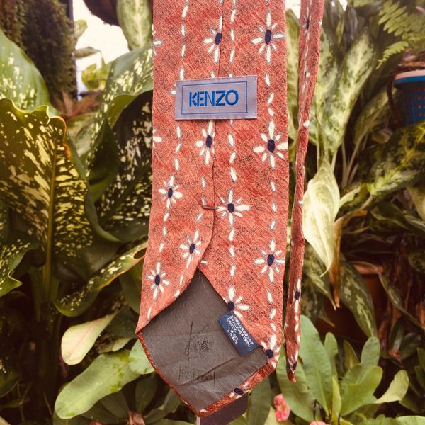 kenzo tie clip