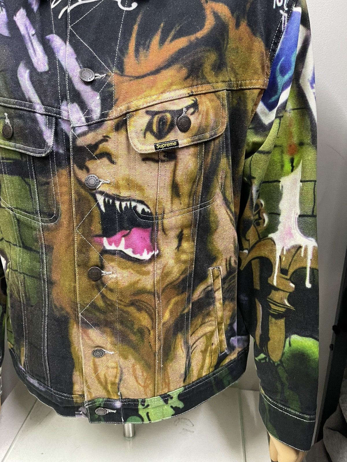 Supreme FW18 Supreme Lion’s Den Denim Trucker Jacket Multicolour Size US M / EU 48-50 / 2 - 5 Thumbnail