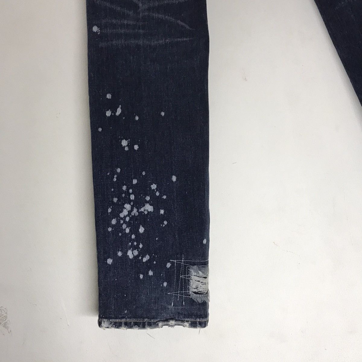 Japanese Brand Japanese Brand CUSTOM CULTURE Distressed Denim Jeans Size US 31 - 15 Thumbnail