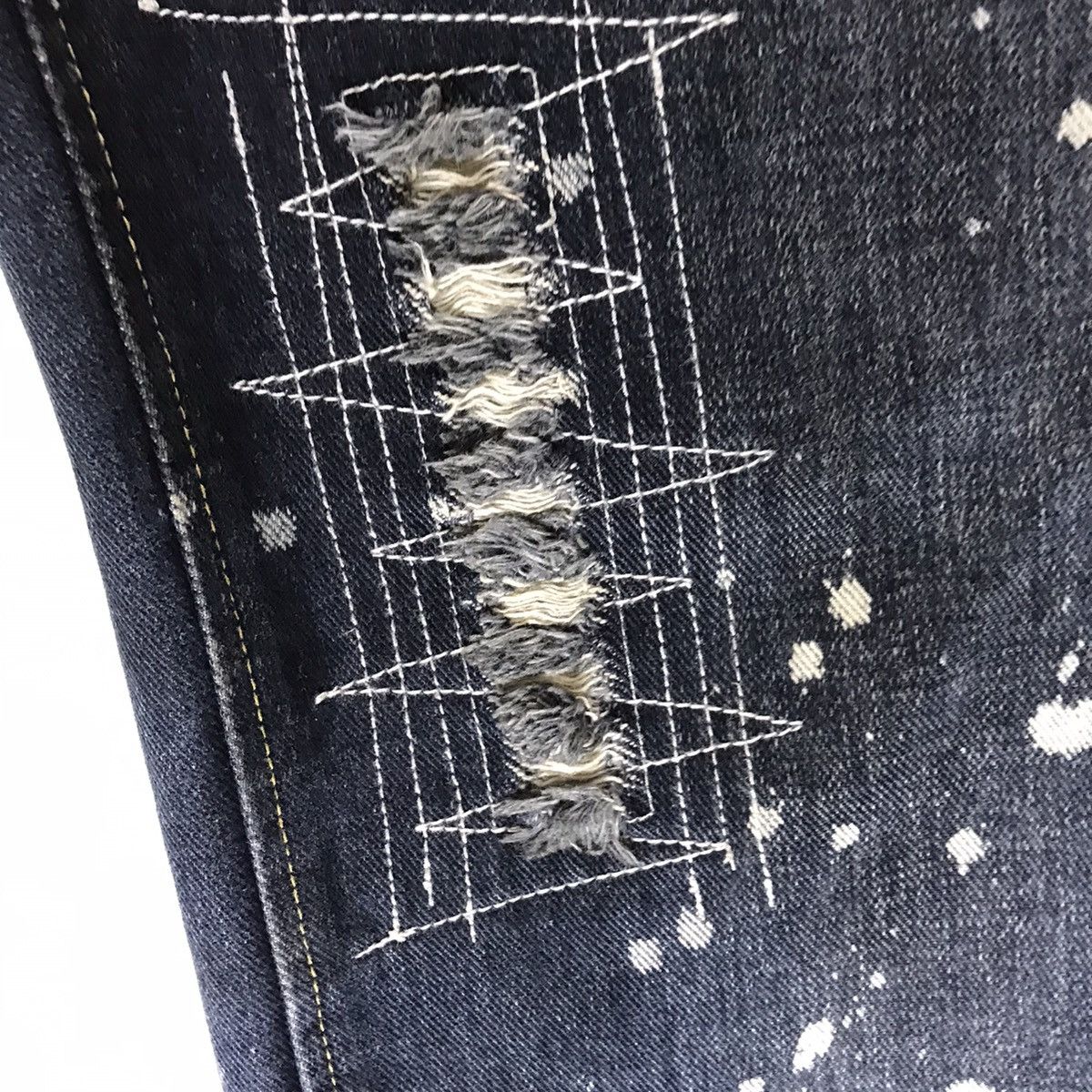 Japanese Brand Japanese Brand CUSTOM CULTURE Distressed Denim Jeans Size US 31 - 11 Thumbnail