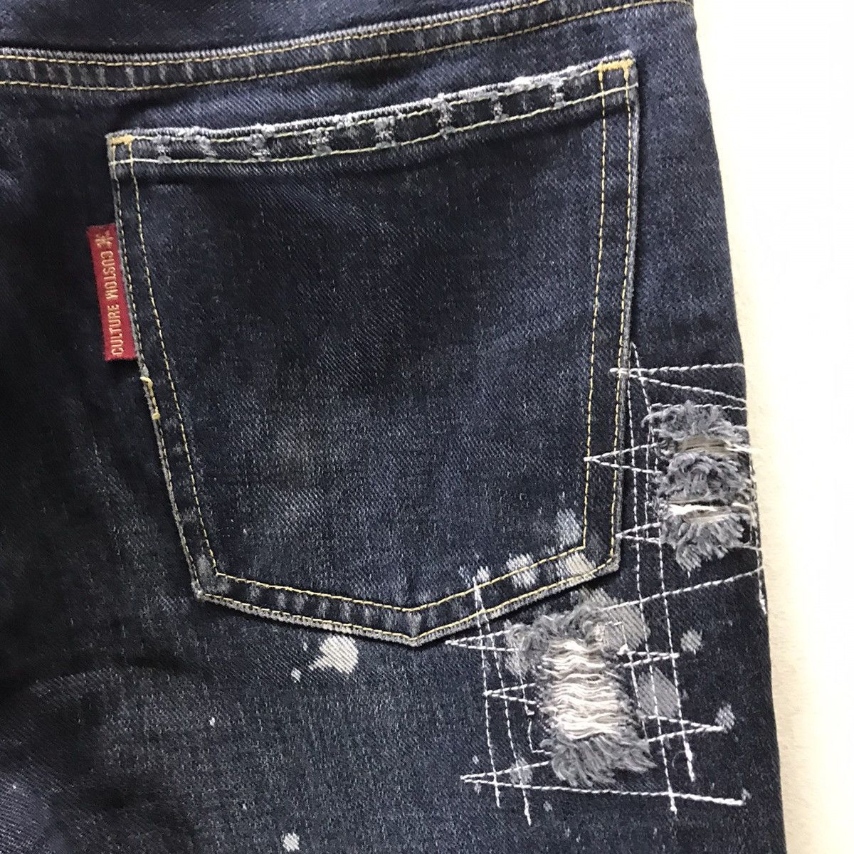Japanese Brand Japanese Brand CUSTOM CULTURE Distressed Denim Jeans Size US 31 - 14 Thumbnail