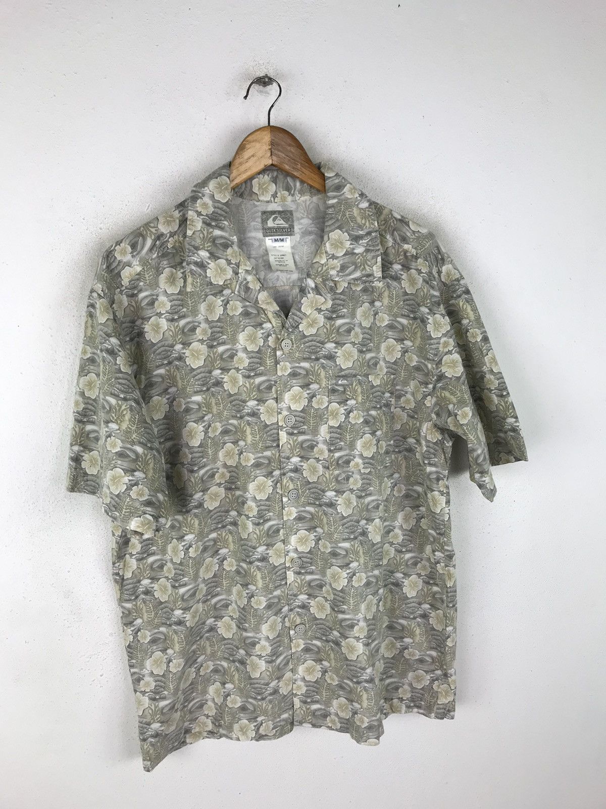 Quicksilver Vintage Quiksilver Hawaiian Floral Shirt - 90s Surf Style Size US M / EU 48-50 / 2 - 3 Thumbnail