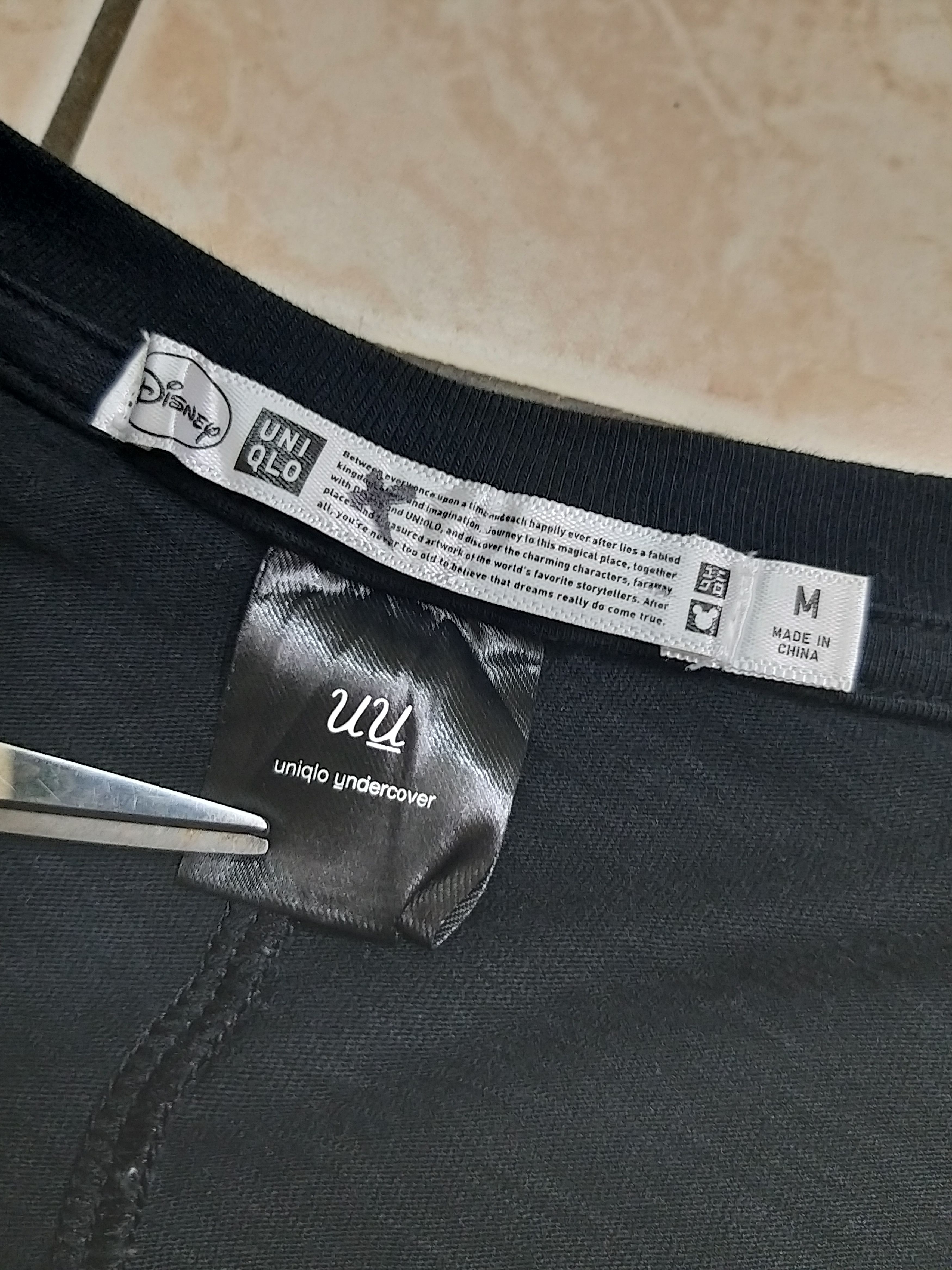 Undercover × Uniqlo JAPANESE UNDERCOVER X UNIQLO X DISNEY SNOW WHITE T SHIRT Size US M / EU 48-50 / 2 - 8 Thumbnail