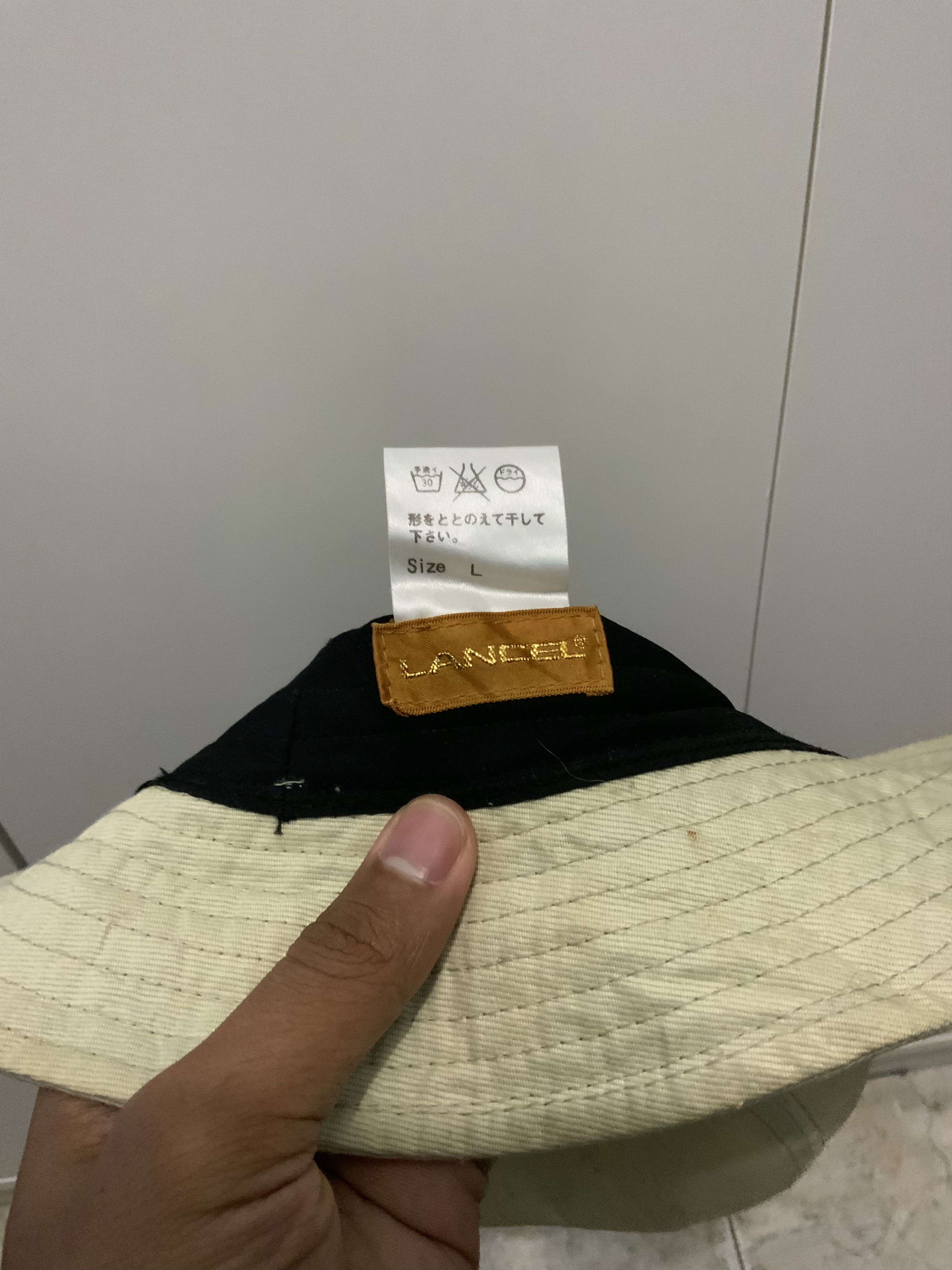 Lancel Lancel Bucket Hats Size ONE SIZE - 16 Thumbnail