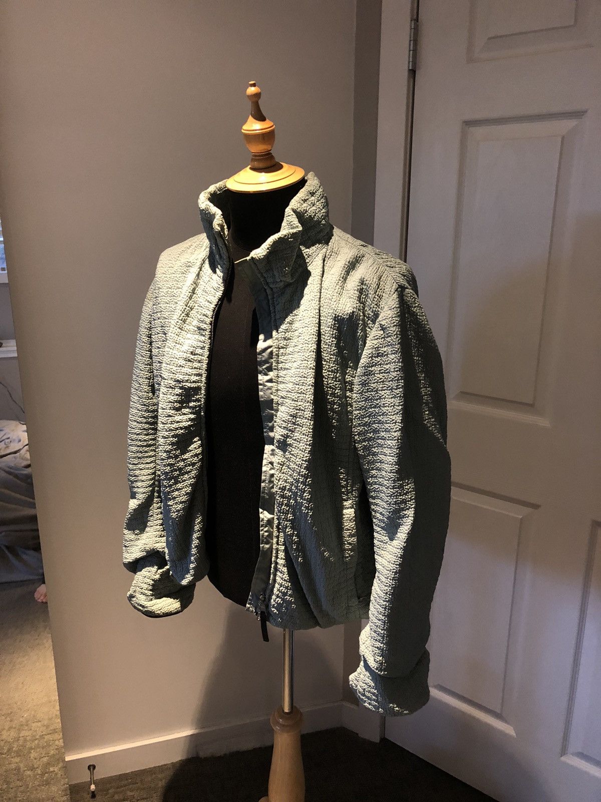 Prada Prada Sport *Fits M* 1990s Textured Twisted Seam Jacket Size US XS / EU 42 / 0 - 14 Thumbnail