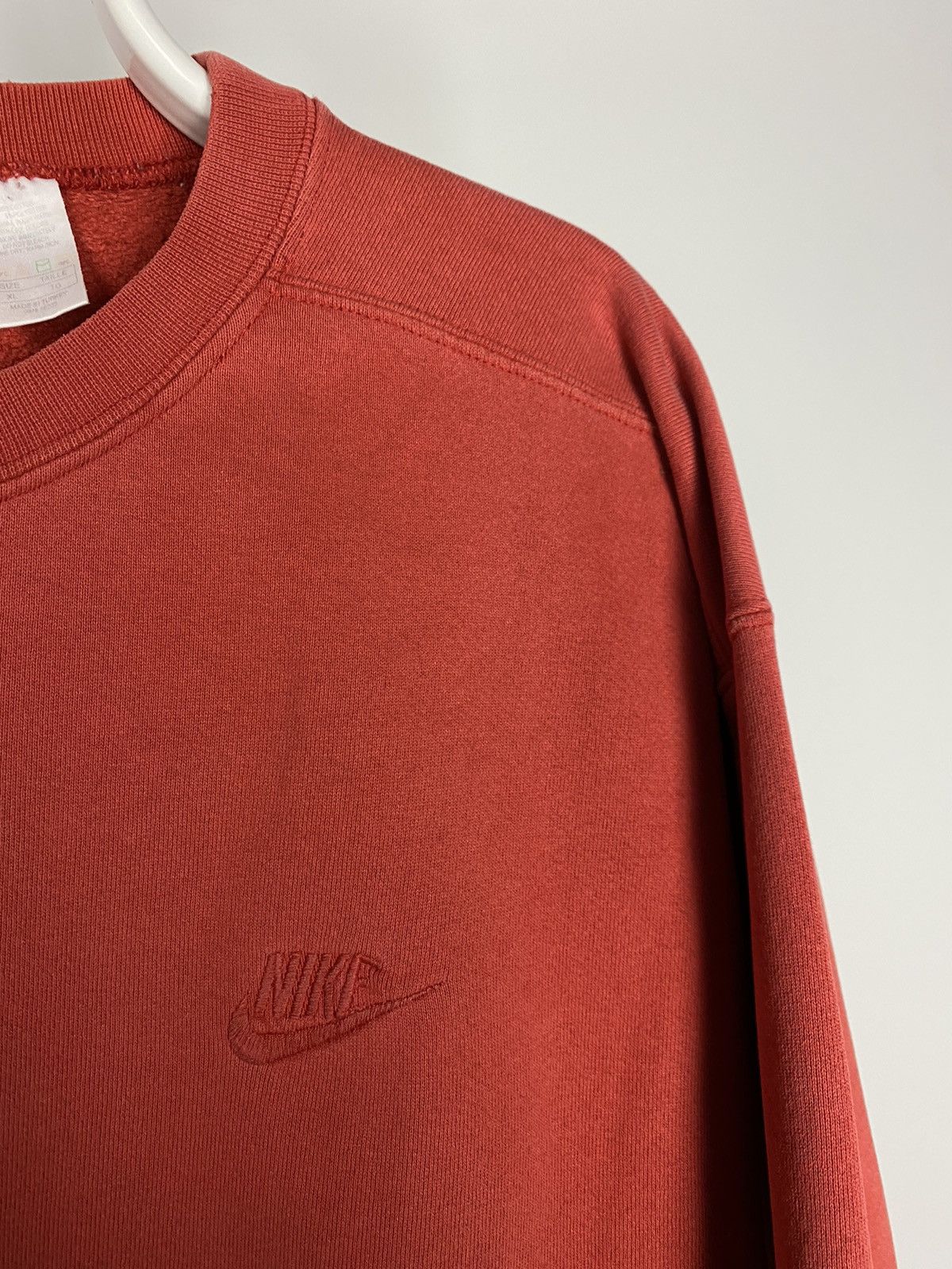 Nike × Vintage Nike vintage red sweatshirt small logo Size US XL / EU 56 / 4 - 4 Thumbnail
