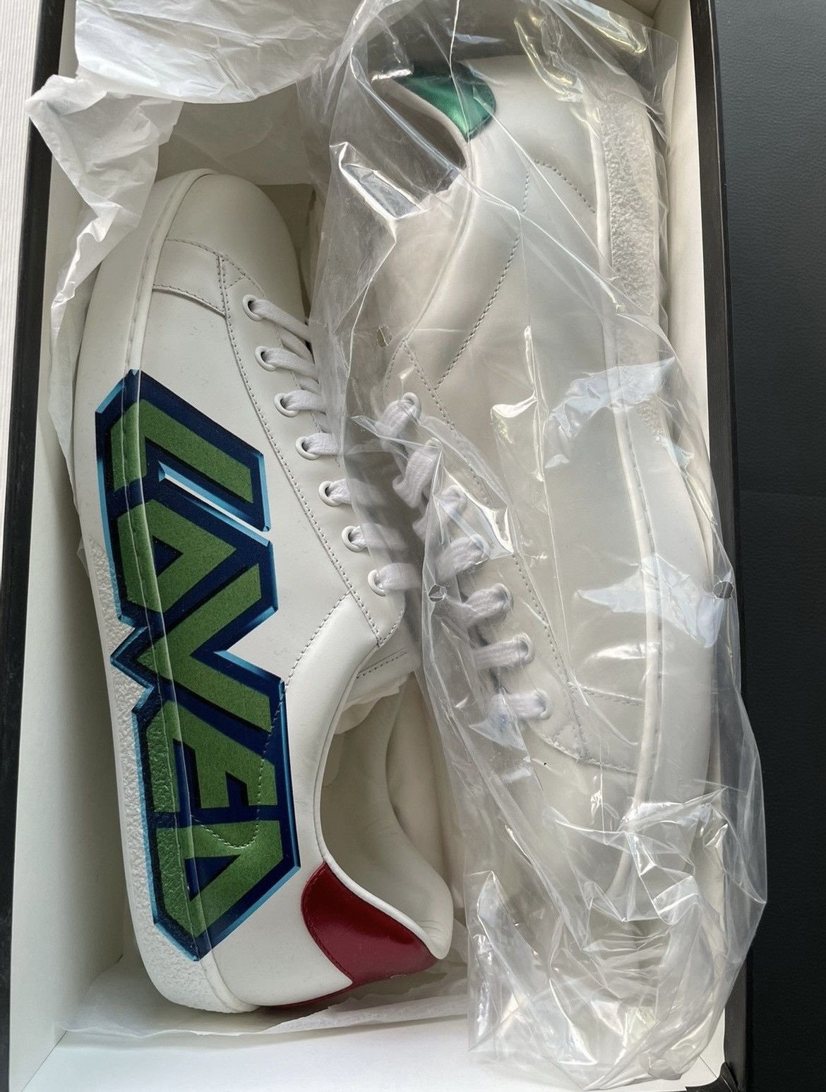 Gucci Super Runway Limited Edition LOVED ACE Leather Sneakers New Size US 10.5 / EU 43-44 - 13 Thumbnail