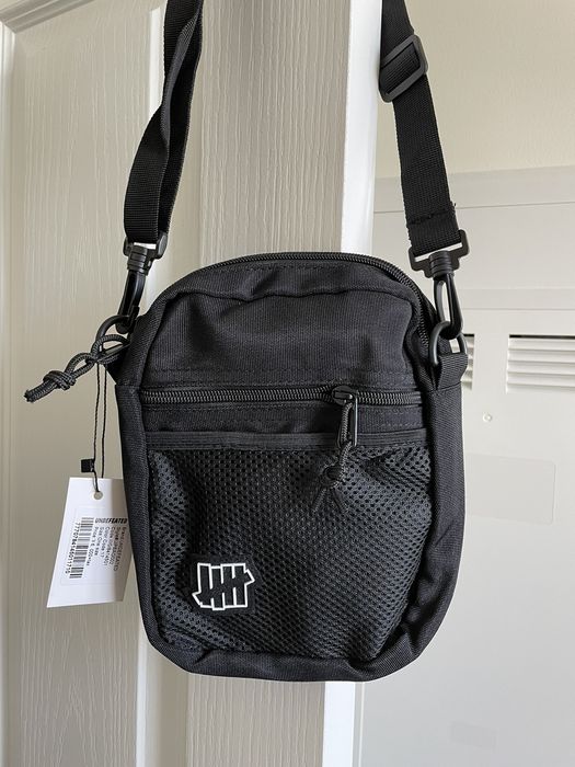 undefeated nike bag