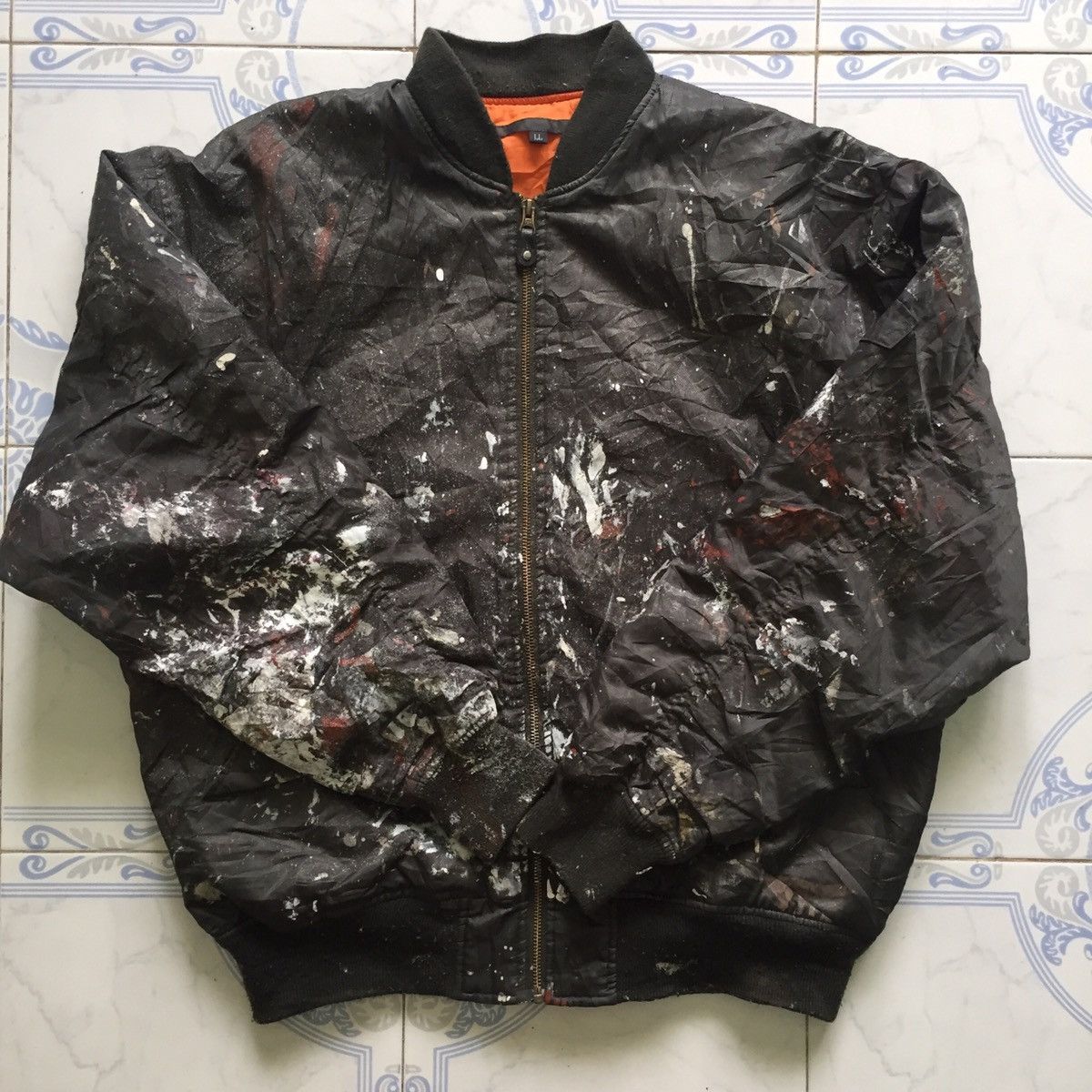 Japanese Brand Trashed Custom Over Painted Bomber Jacket Size US L / EU 52-54 / 3 - 19 Thumbnail