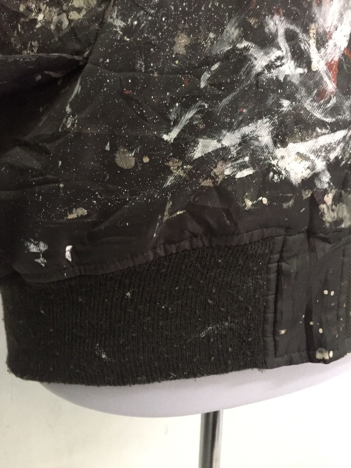 Japanese Brand Trashed Custom Over Painted Bomber Jacket Size US L / EU 52-54 / 3 - 14 Thumbnail