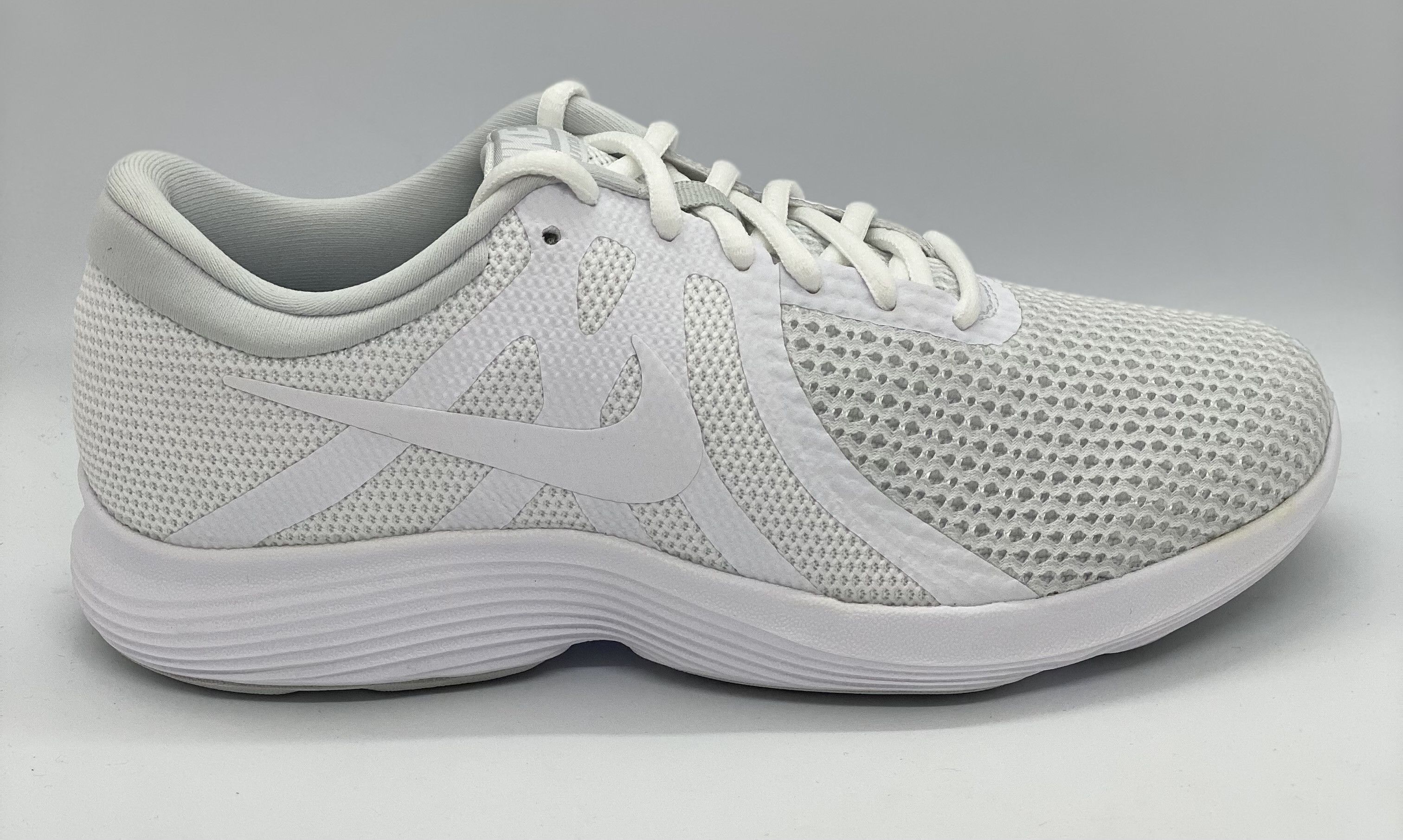 Nike Nike Mens Revolution 4 4E Wide Shoes AA7402 100 Grailed