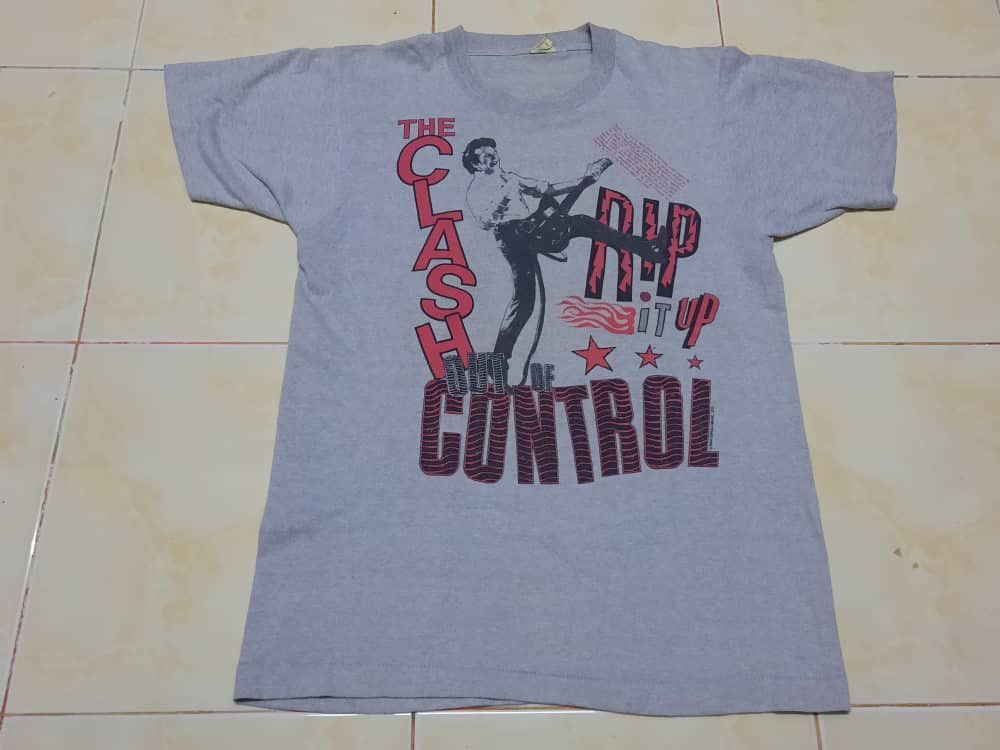 Band Tees × Vintage Vintage The Clash Music Punk Rock Band Tees Size US M / EU 48-50 / 2 - 1 Thumbnail