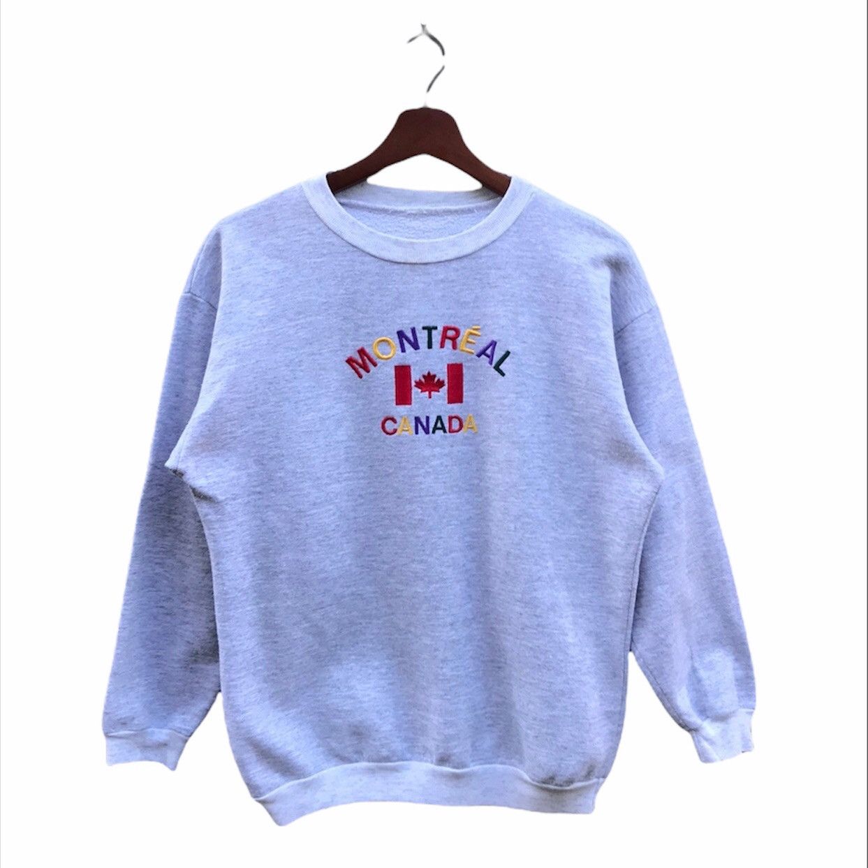 Vintage Montreal Canada Embroidery Crewneck