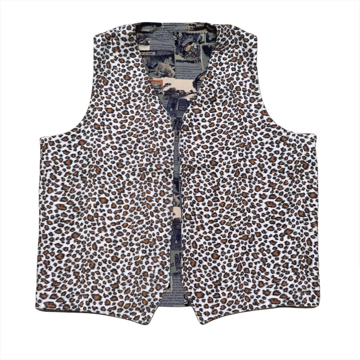 Japanese Brand Reversible Vest Leopard/ News Print