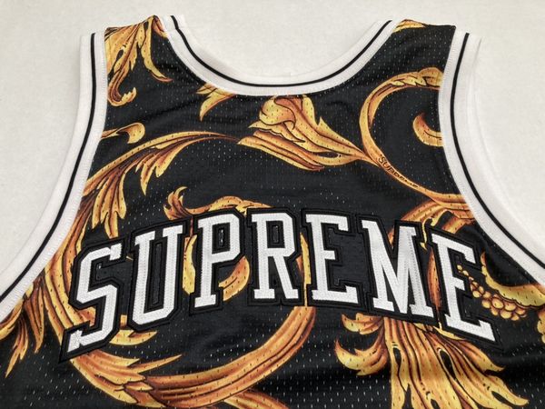 Supreme hot sale foamposite jersey