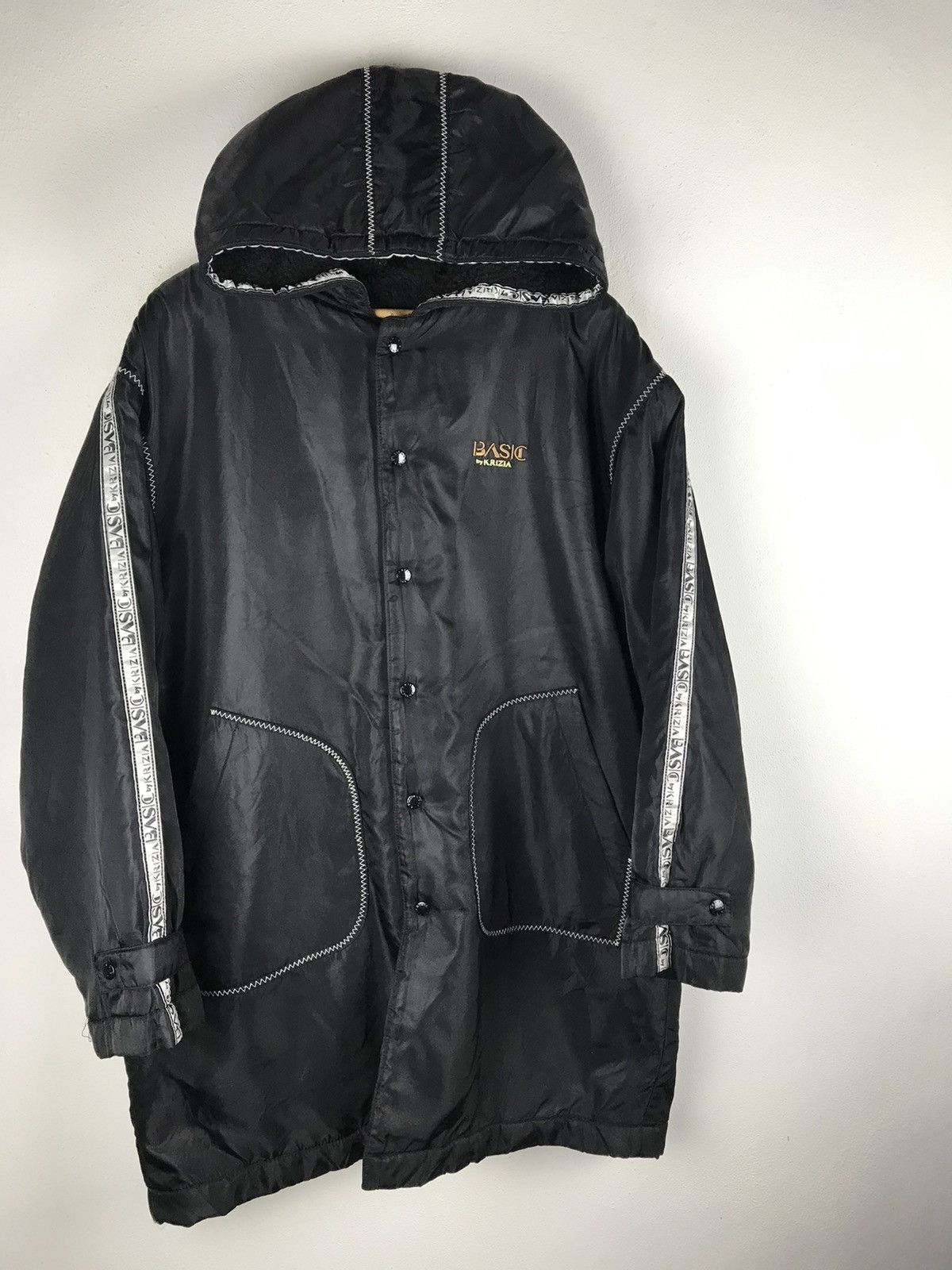 Krizia Uomo Vintage BASIC by Krizia Black Hooded Windbreaker Jacket 90s Size US L / EU 52-54 / 3 - 6 Thumbnail