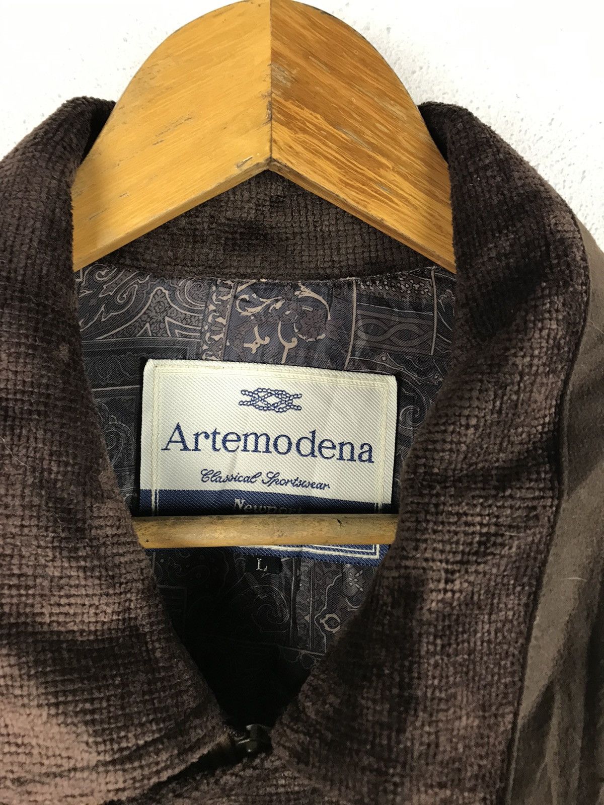 Vintage ARTEMODENA CLASSICAL SPORTSWEAR CORDUROY STYLE JACKET Size US L / EU 52-54 / 3 - 7 Thumbnail