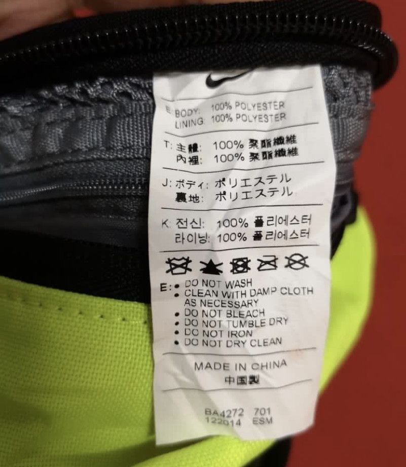 Nike NIKE FLORESCENT GREEN WAISTBAG/FANNYPAC Size ONE SIZE - 12 Thumbnail