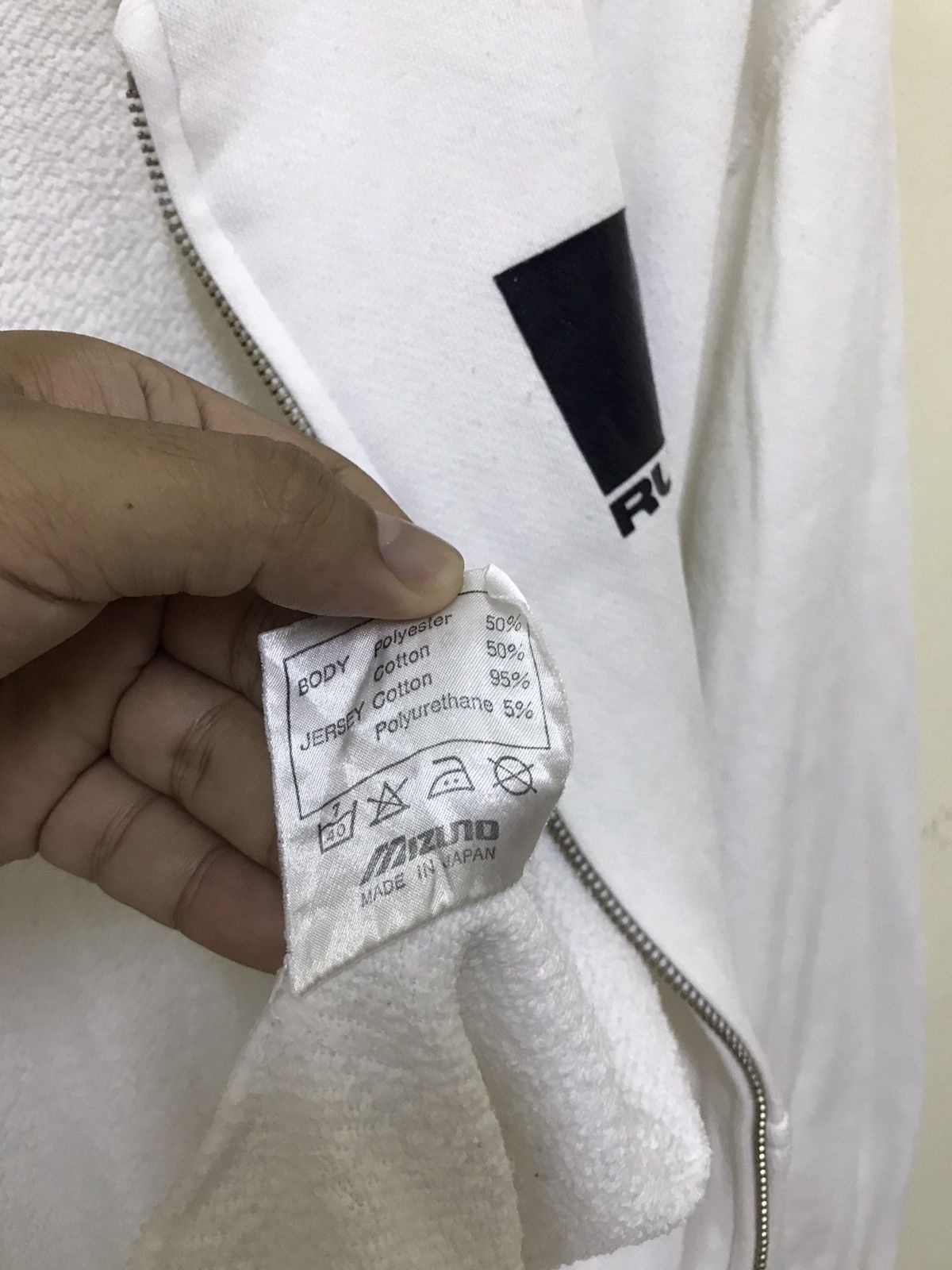 Russell Athletic × Vintage Vintage Russell Athletic X Mizuno Hoodie Small Logo Size US M / EU 48-50 / 2 - 11 Thumbnail