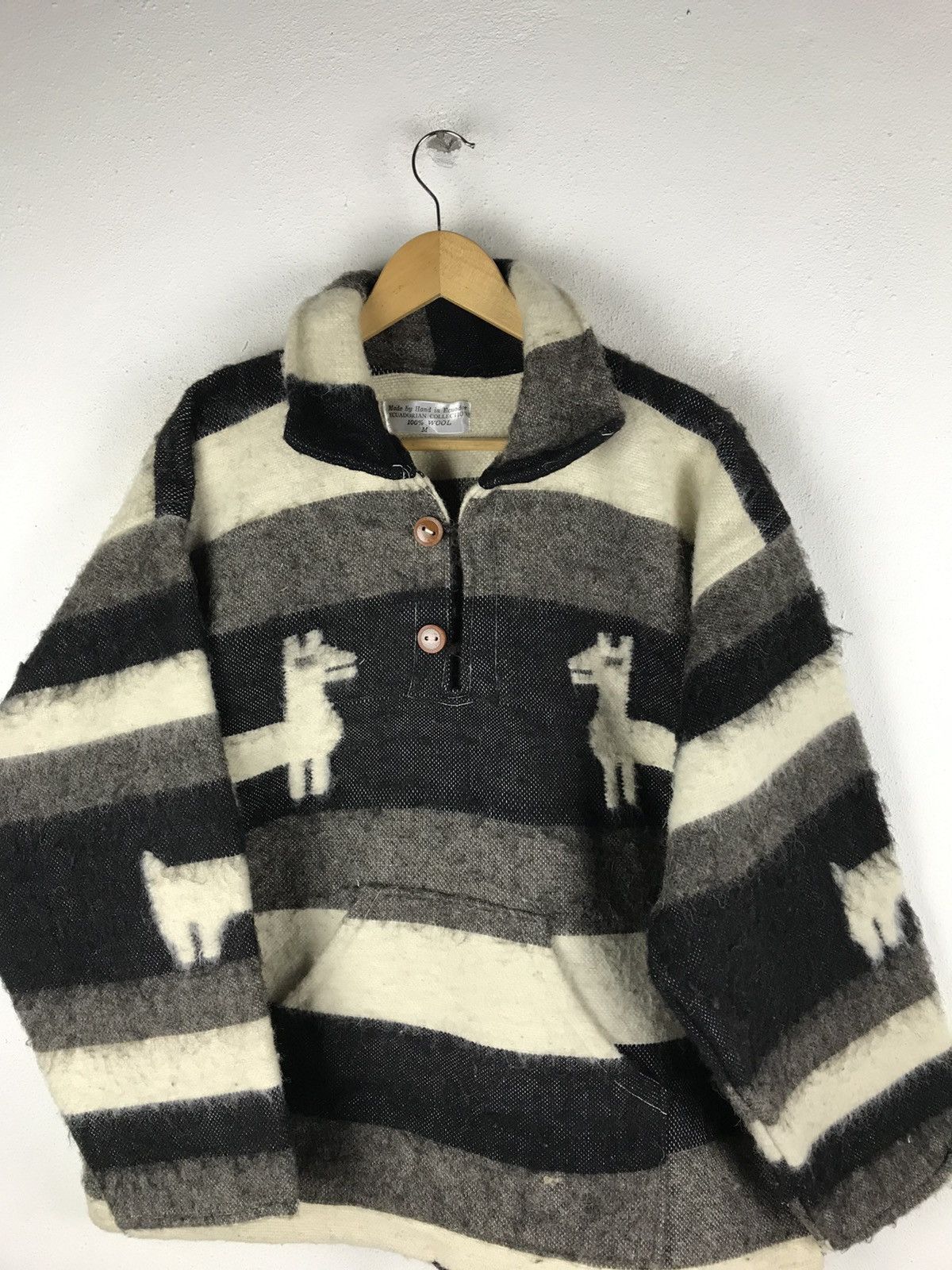 Handmade VINTAGE HANDMADE WOOL JACKET ECUADORIAN COLLECTION Size US L / EU 52-54 / 3 - 6 Thumbnail