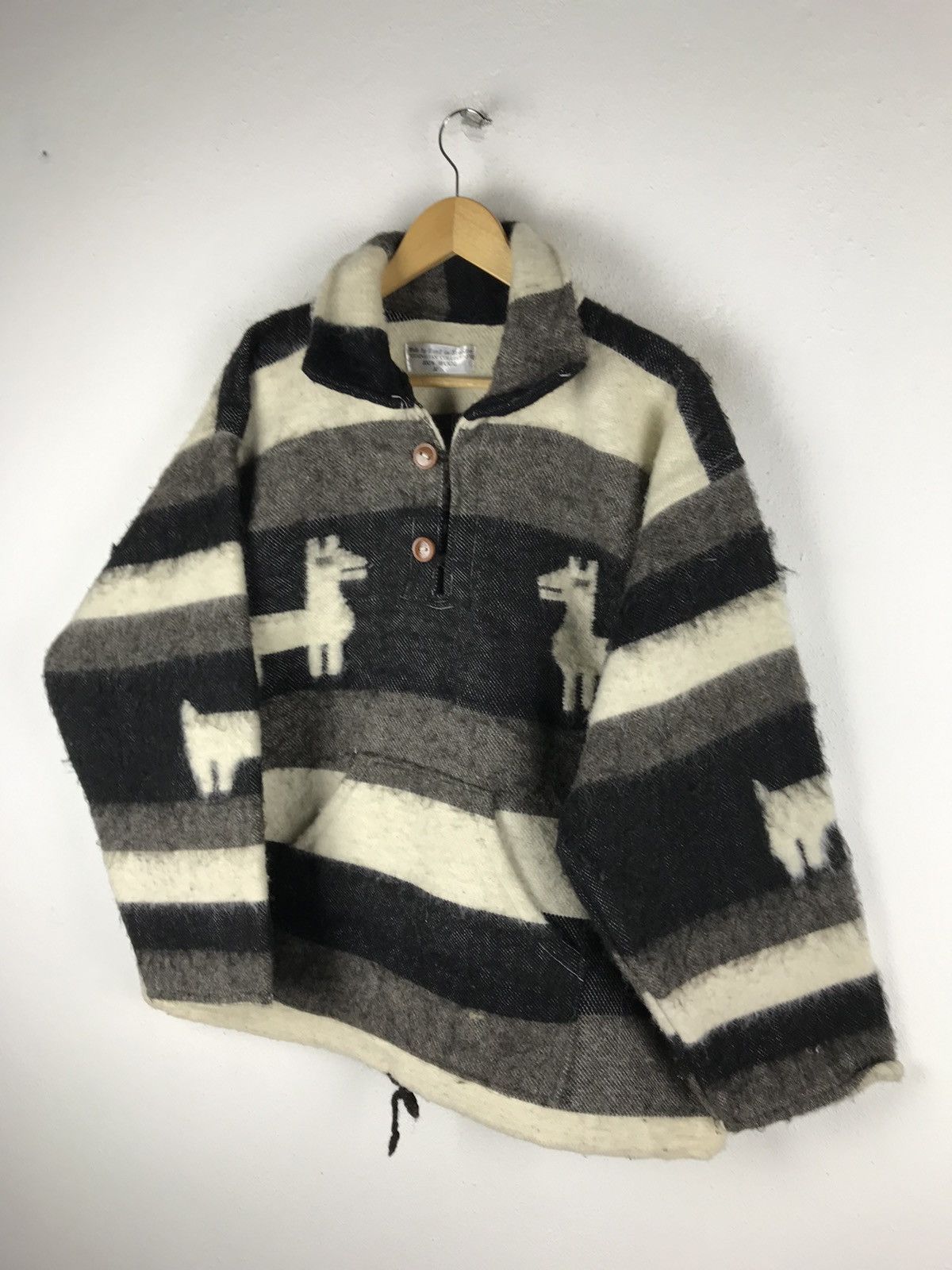 Handmade VINTAGE HANDMADE WOOL JACKET ECUADORIAN COLLECTION Size US L / EU 52-54 / 3 - 5 Thumbnail