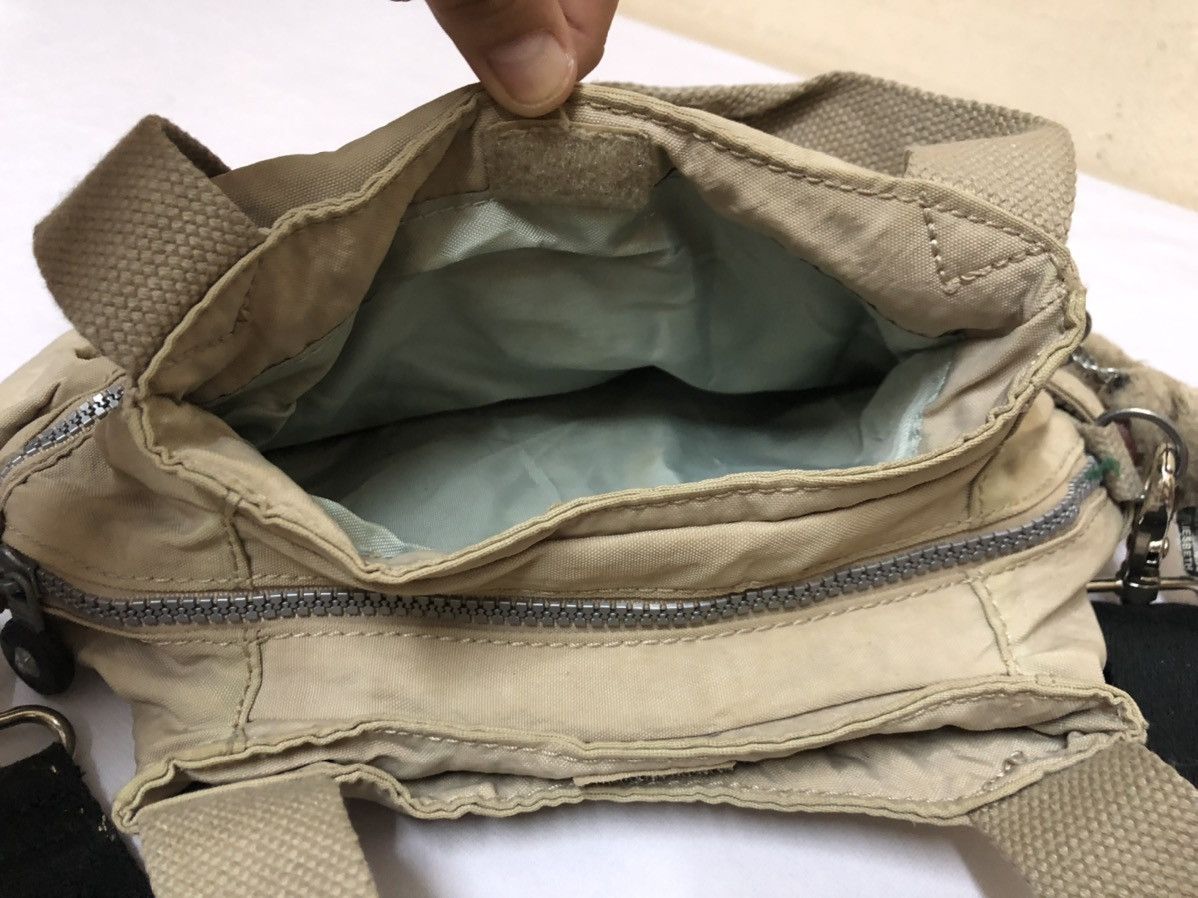 Designer × Vintage Multi Pocket Slingbag By Kipling Size ONE SIZE - 18 Thumbnail