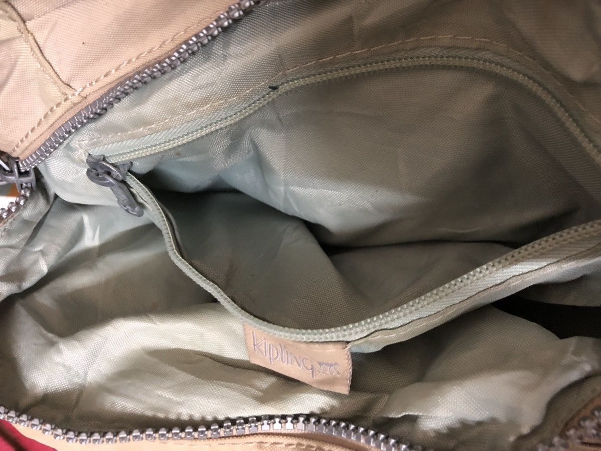 Designer × Vintage Multi Pocket Slingbag By Kipling Size ONE SIZE - 16 Thumbnail