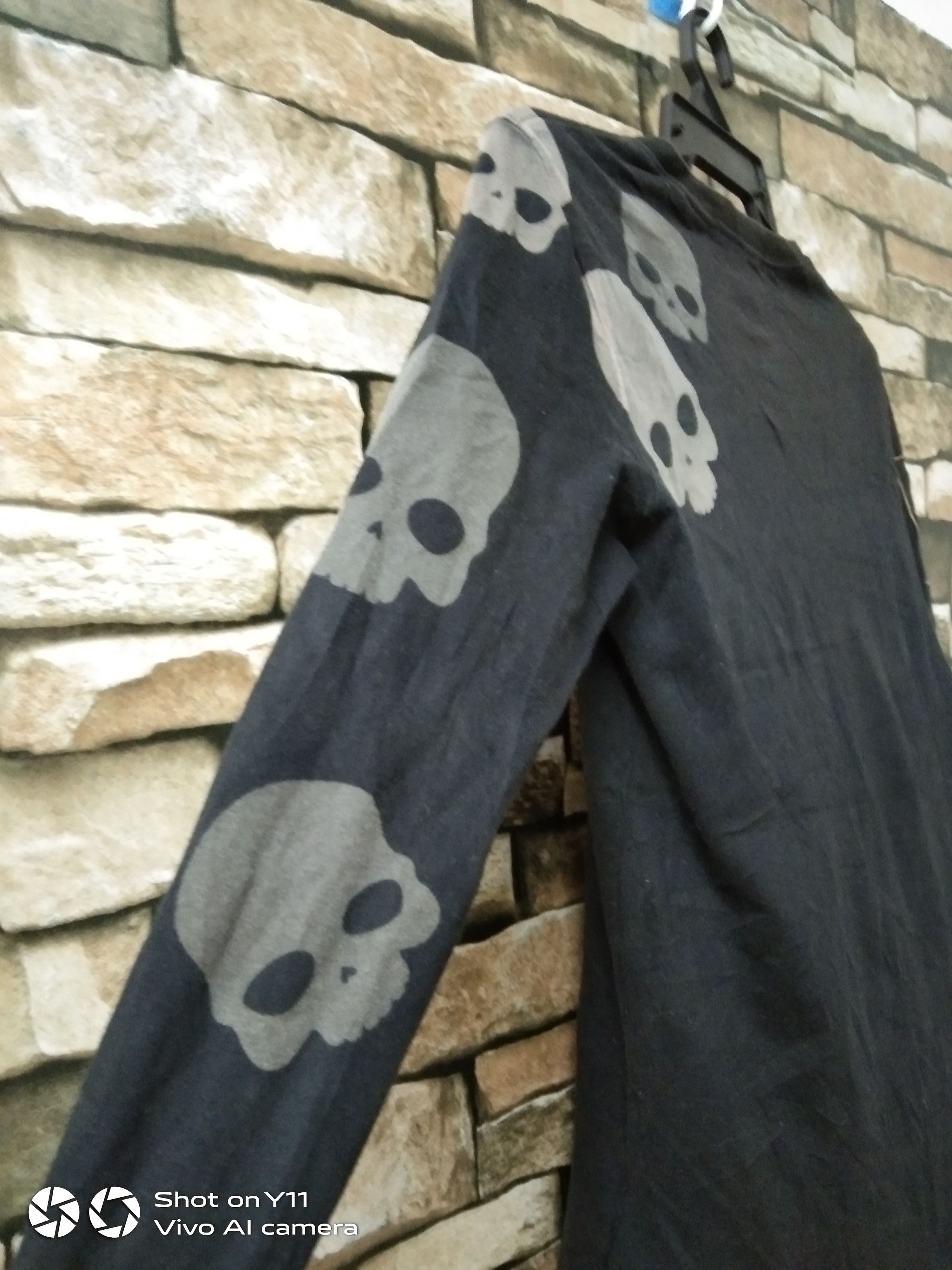 HYDROGEN HYDROGEN (1) ARMY SKULLS VERY RARE Size US S / EU 44-46 / 1 - 3 Thumbnail