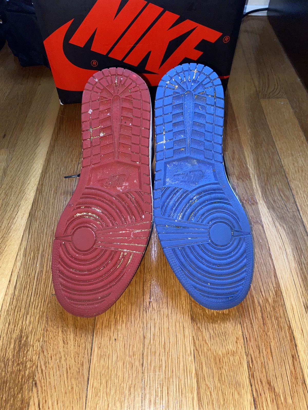 Jordan Brand Air Jordan 1 Retro High OG Top 3 2016 size 9.5 Size US 9.5 / EU 42-43 - 4 Thumbnail