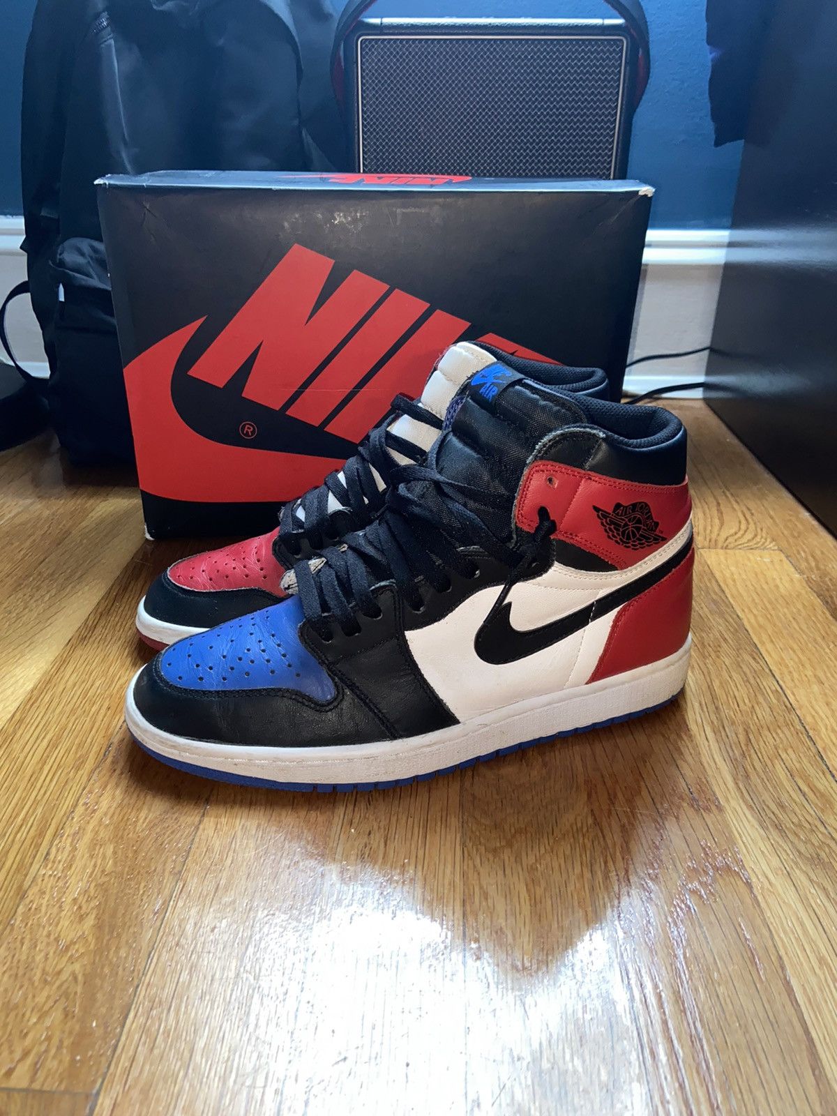 Jordan Brand Air Jordan 1 Retro High OG Top 3 2016 size 9.5 Size US 9.5 / EU 42-43 - 1 Thumbnail