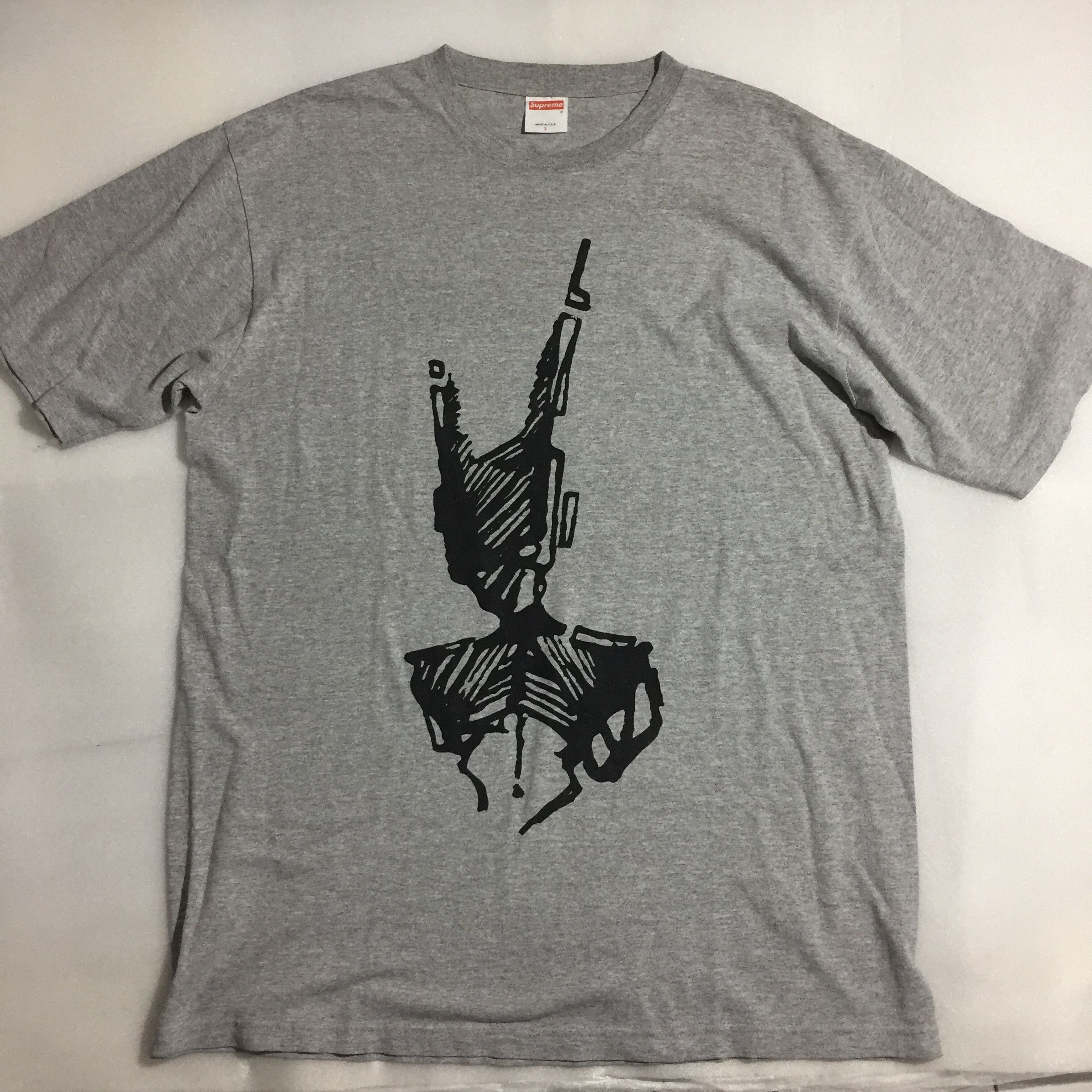 Supreme OG supreme x dondi robot tee rare s/s 2006 Size US L / EU 52-54 / 3 - 2 Thumbnail