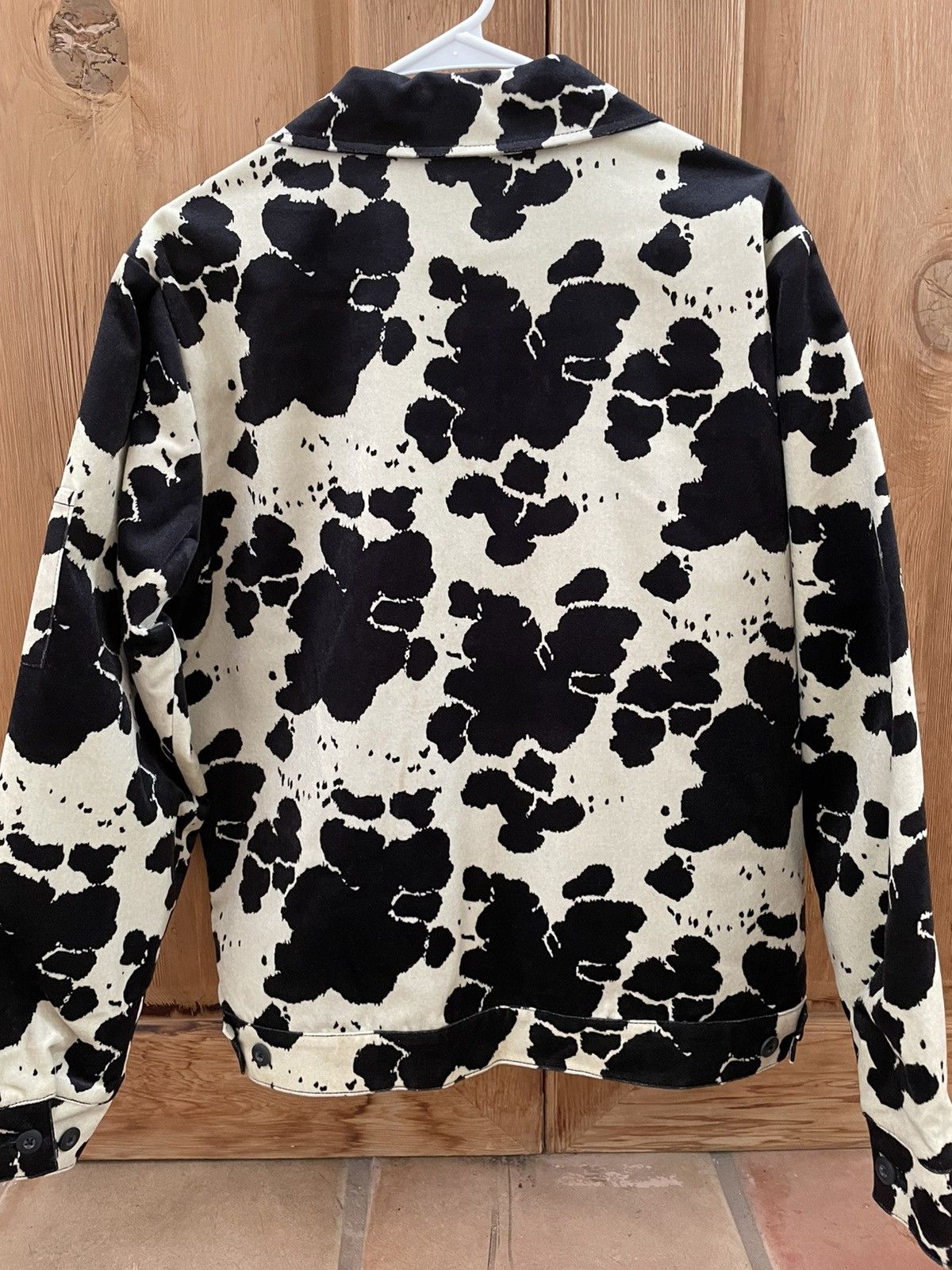 ジャケット・アウター Supreme velveteen work jacket cow Supreme Velveteen Work Jacket Cow Print | Grailed