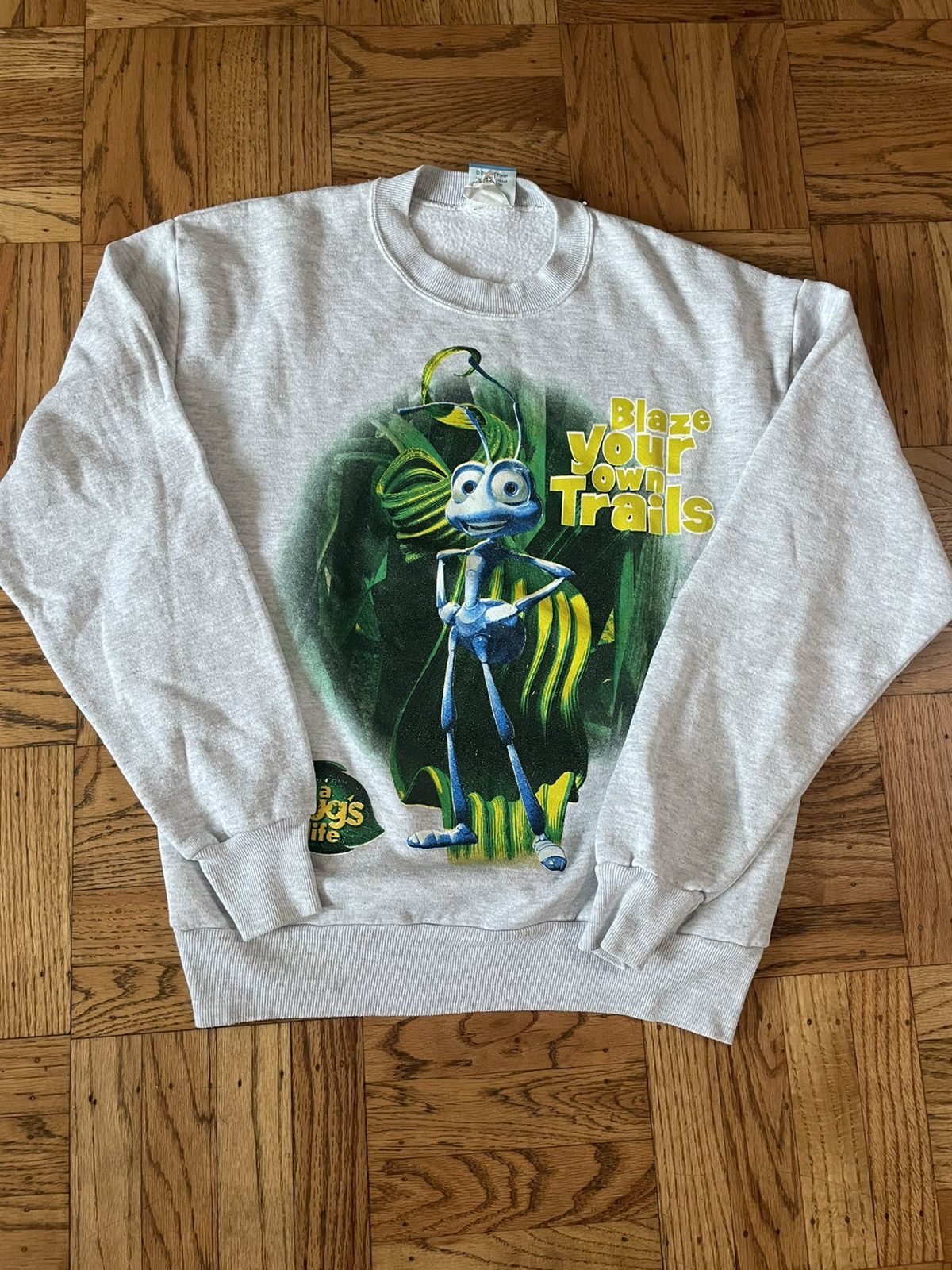 トップス disney pixar bugs life 90s vintage sweat Vtg 90s Disney Pixar A Bugs Life Official Movie Promo Shirt