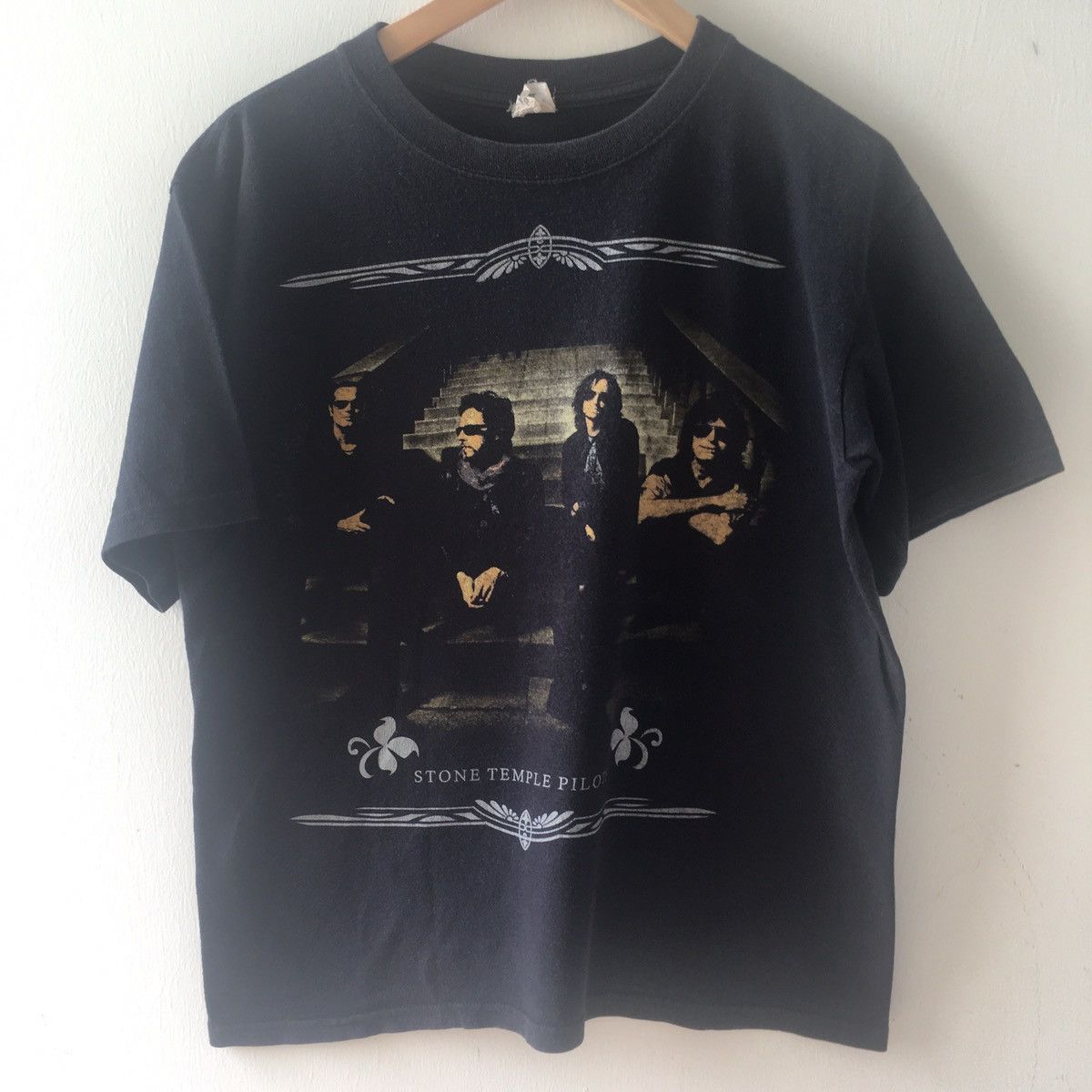 Band Tees Vintage Y2K x Band Tee x Stone Temple Pilot ©️2008 tshirt Size US M / EU 48-50 / 2 - 1 Thumbnail