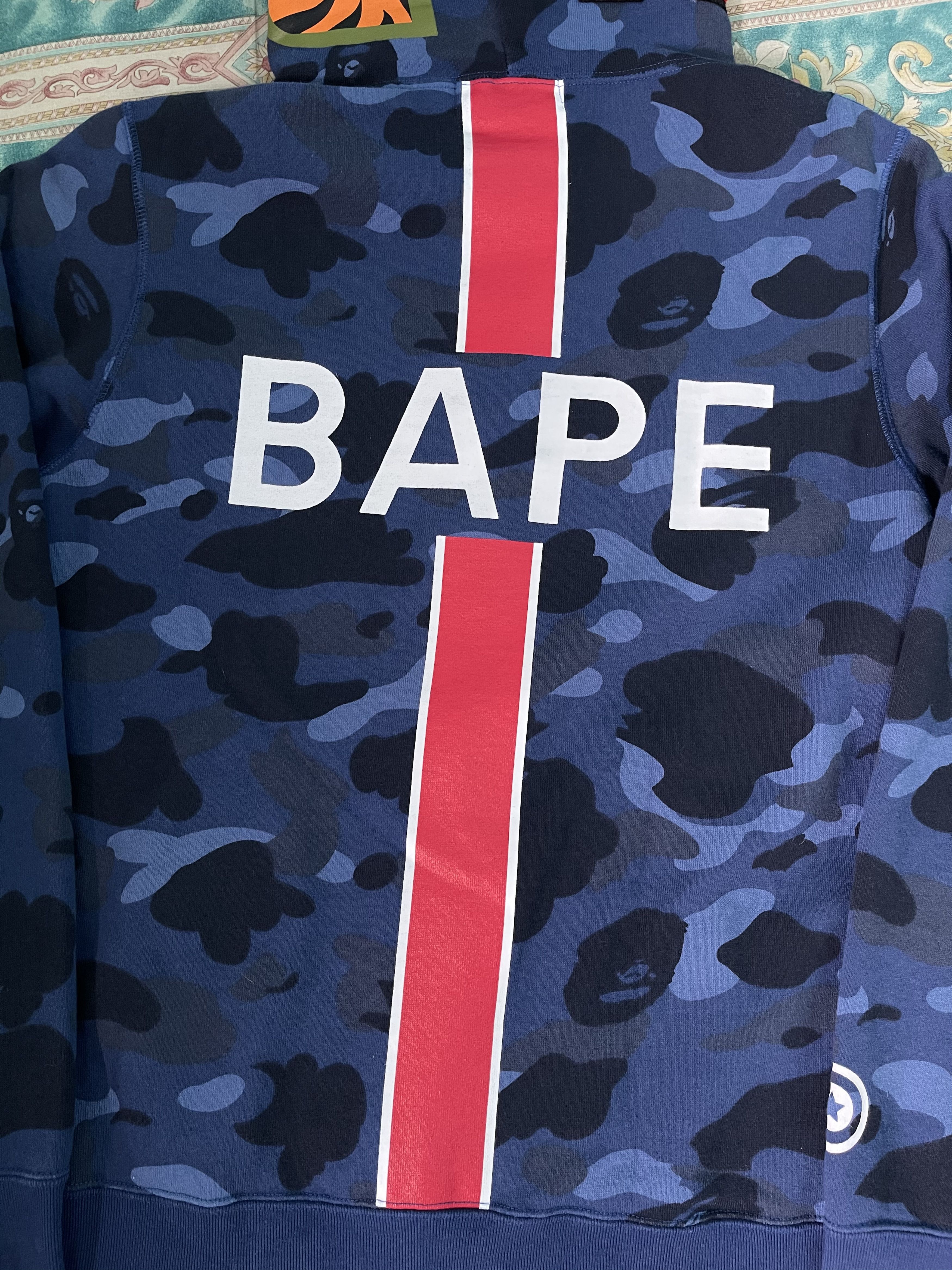 Bape Hoodie Bape Shark X Paris Saint Germain Size US M / EU 48-50 / 2 - 5 Thumbnail