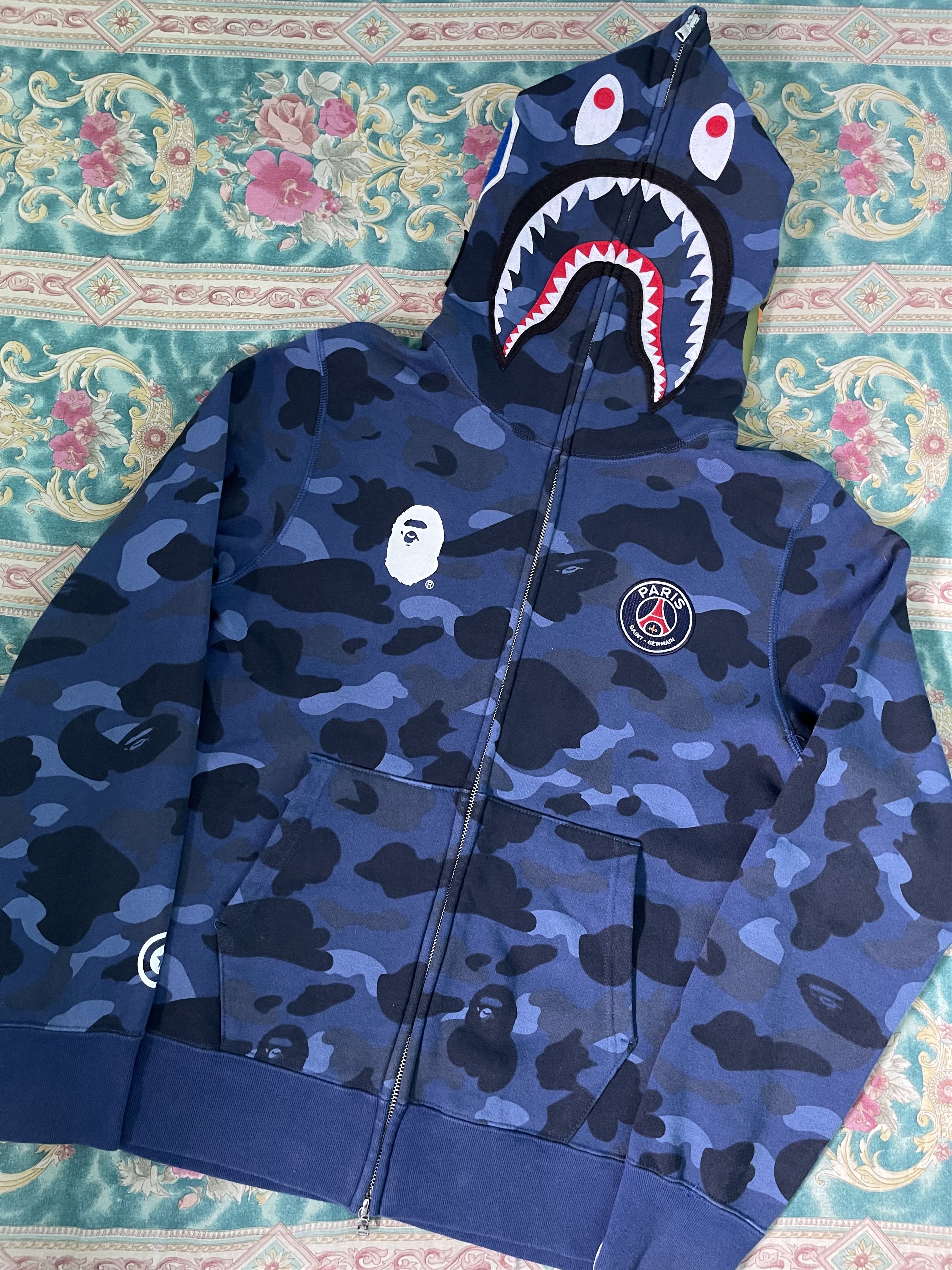 Bape Hoodie Bape Shark X Paris Saint Germain Size US M / EU 48-50 / 2 - 2 Thumbnail