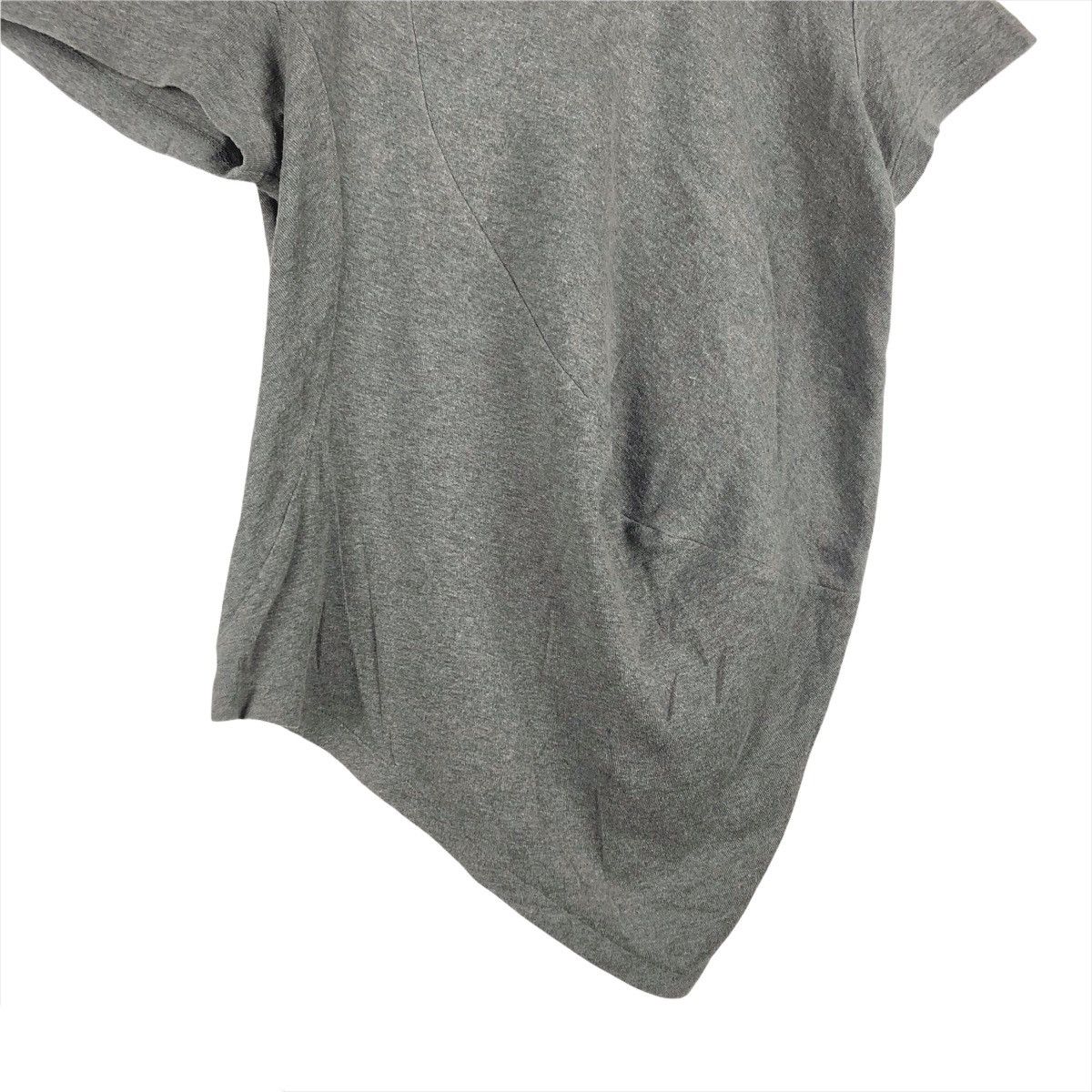 Comme des Garcons COMME des Garçons SS2003 Asymmetric Shirt Size US S / EU 44-46 / 1 - 3 Thumbnail