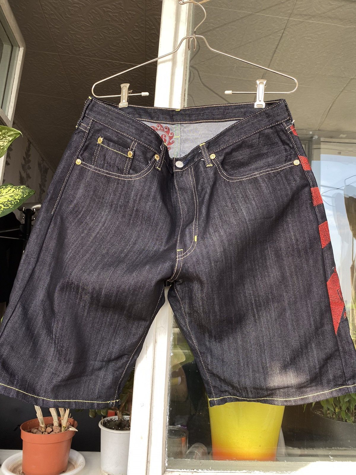Japanese Brand × Streetwear × Vintage Vintage Sugoi Jeans shorts Japan Tattoo Evisu style Size US 36 / EU 52 - 2 Thumbnail