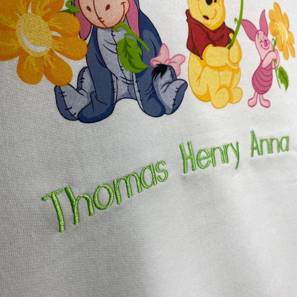 Vintage Vintage 90s Pooh Thomas Henry Anna Sweatshirt Size US XL / EU 56 / 4 - 5 Thumbnail