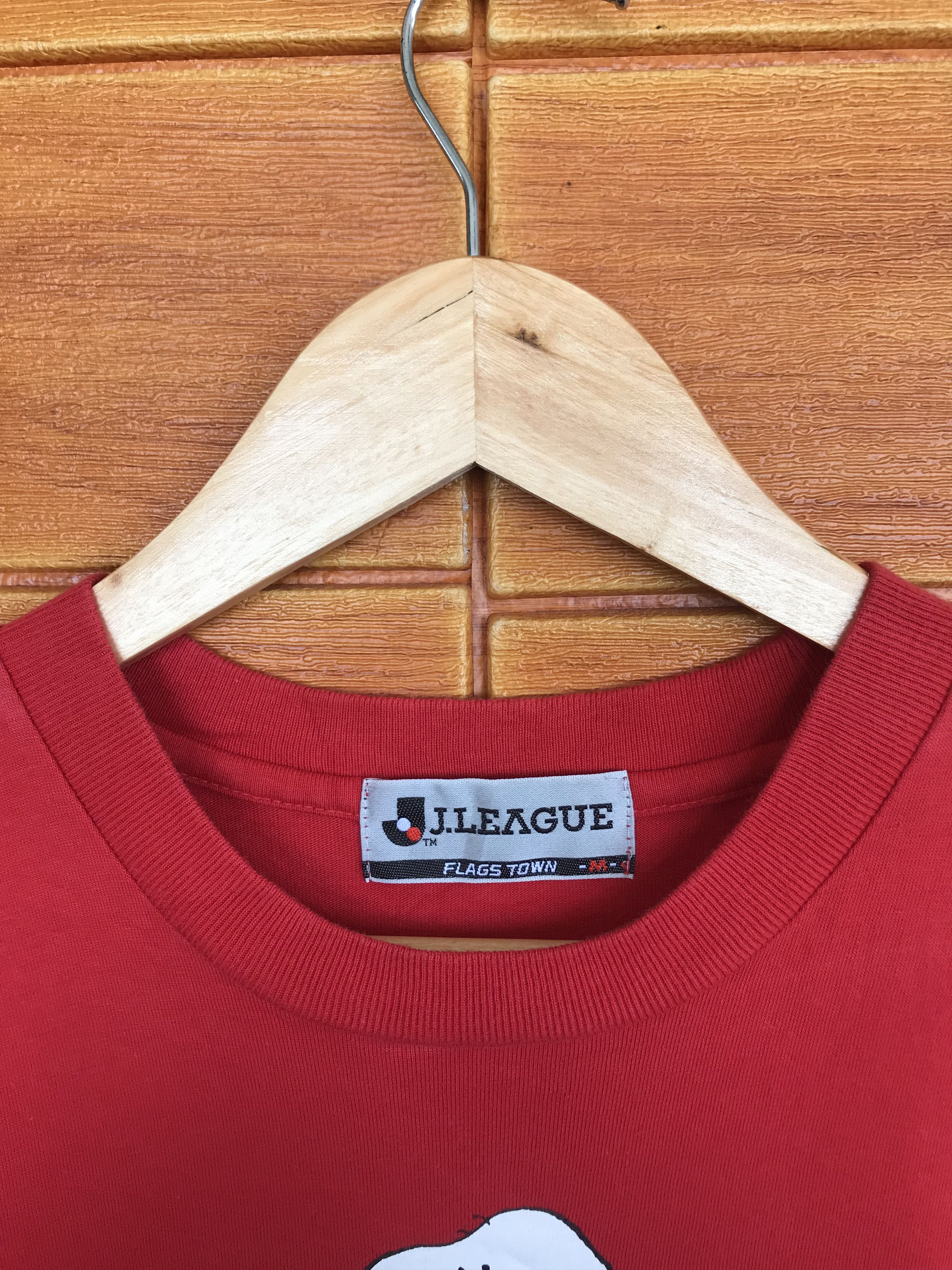 Vintage Vintage 90s Snoopy X Kashima Antlers Fc J.League Size US M / EU 48-50 / 2 - 3 Thumbnail
