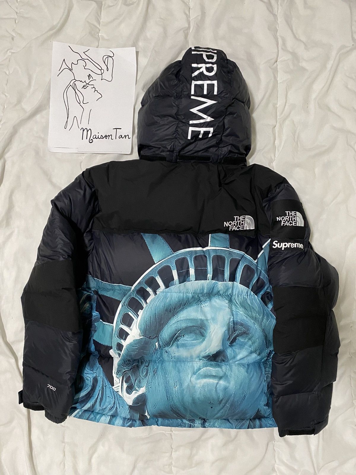 Supreme × The North Face Supreme X The North Face statue of