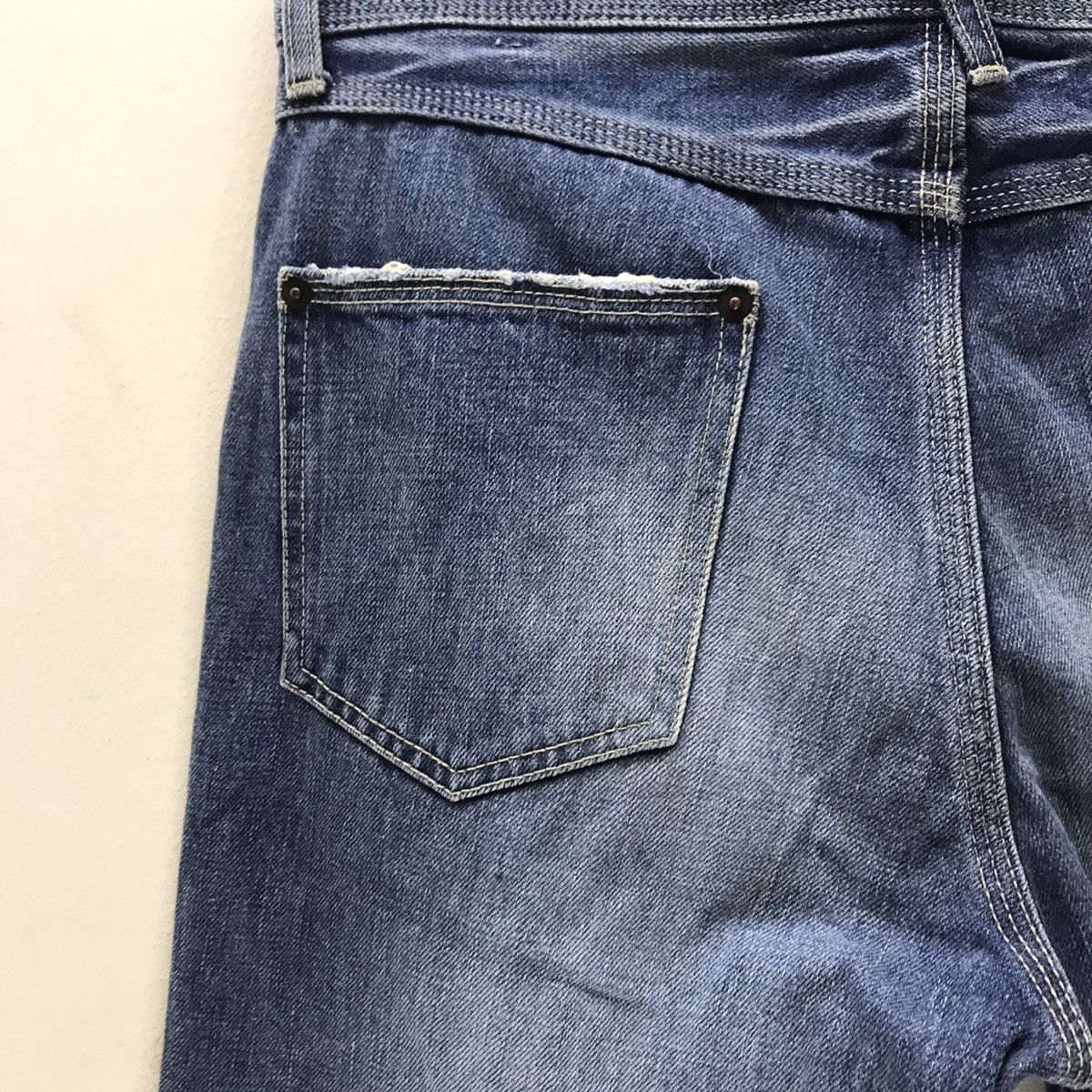 Le Grande Bleu (L.G.B.) Schlussel Denim Flare Jeans Distressed Size US 30 / EU 46 - 12 Thumbnail