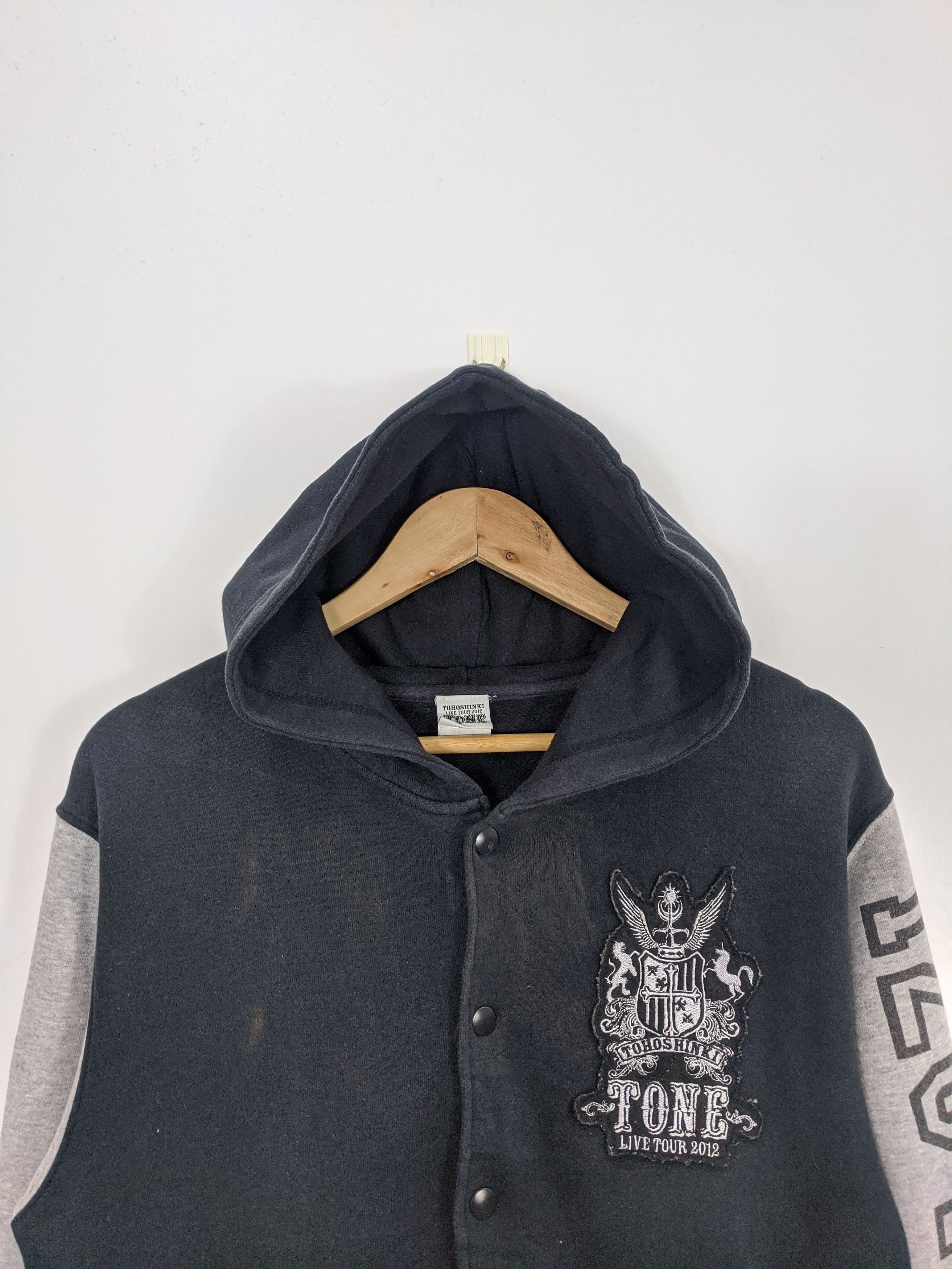 Band Tees Japanese Rock Band Tour 2012 Hoodie J0377 Size US M / EU 48-50 / 2 - 2 Thumbnail