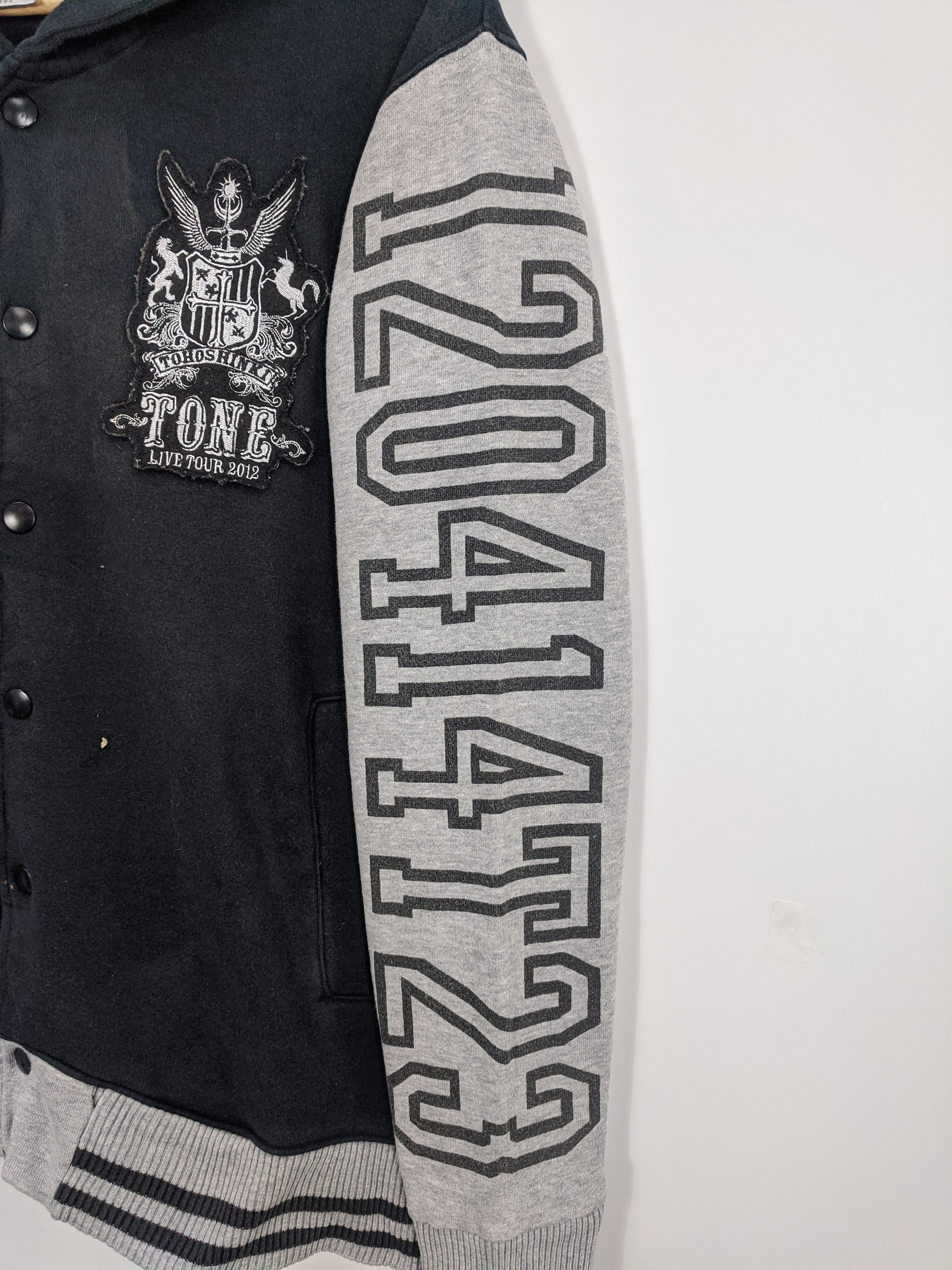 Band Tees Japanese Rock Band Tour 2012 Hoodie J0377 Size US M / EU 48-50 / 2 - 10 Thumbnail
