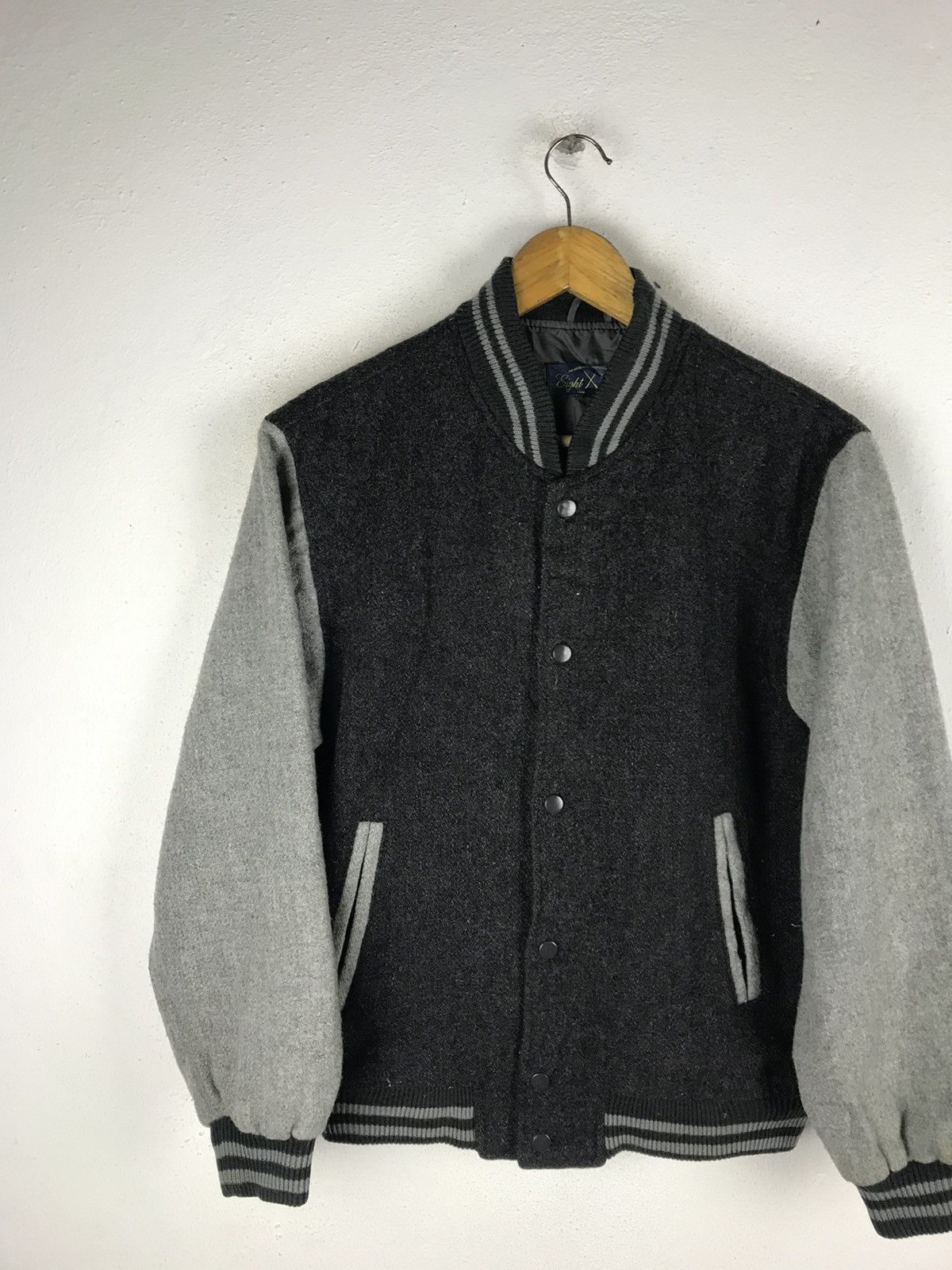 Vintage EIGHT CLUB VARSITY JACKET STYLE WOOL FABRIC Size US M / EU 48-50 / 2 - 4 Thumbnail