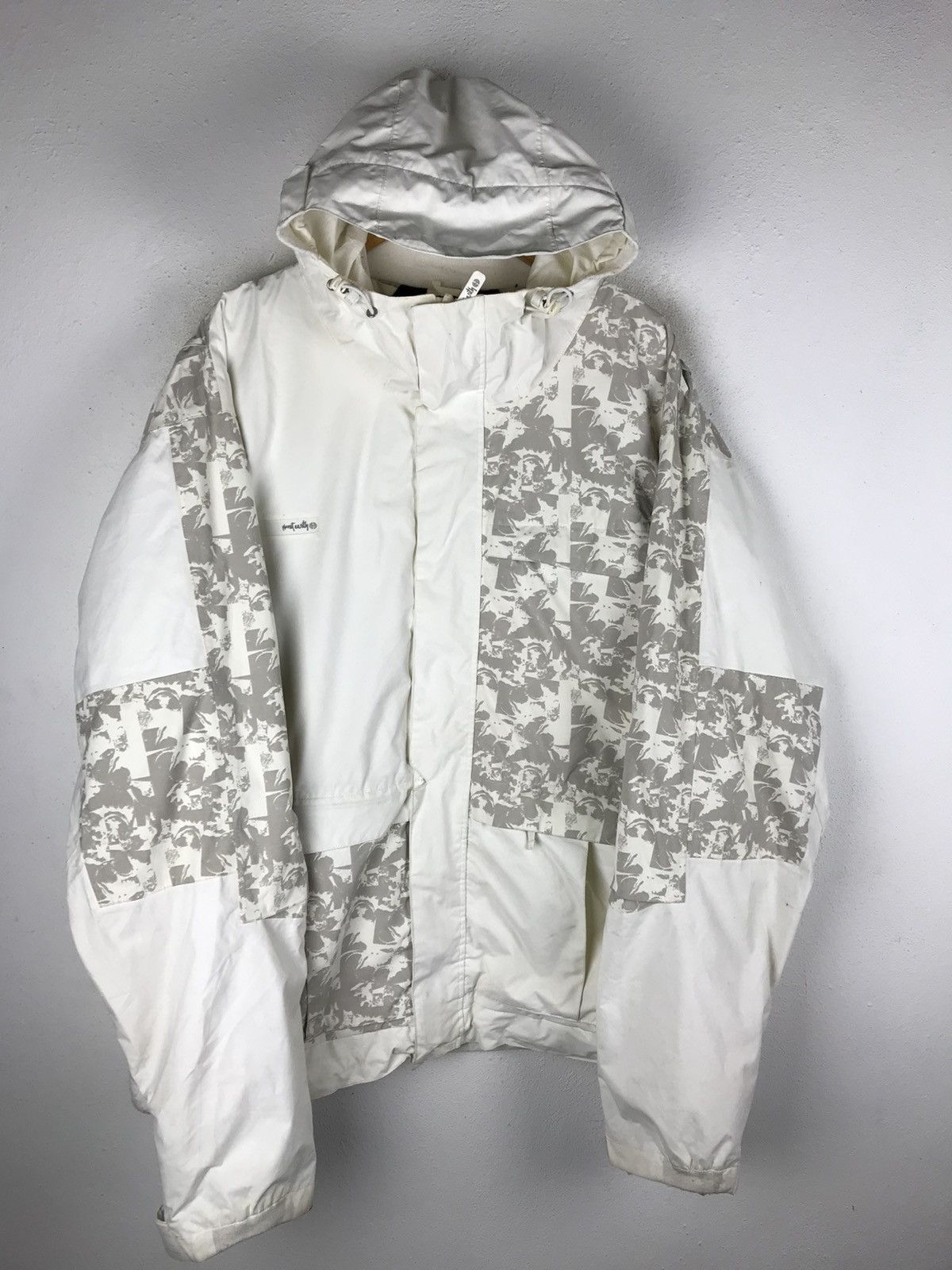 Japanese Brand Remake Earthy EP Snowboard Jacket White/Gray Camo Patchwork Size US L / EU 52-54 / 3 - 4 Thumbnail