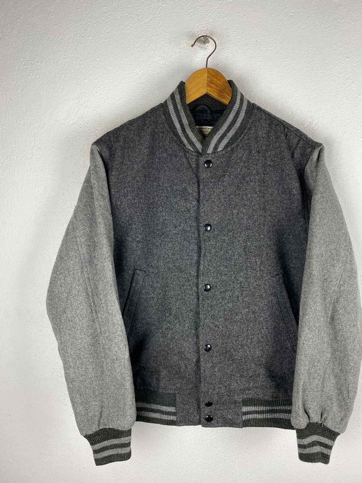 Vintage GQ-FORD VARSITY JACKET WOOL FABRIC Size US L / EU 52-54 / 3 - 4 Thumbnail